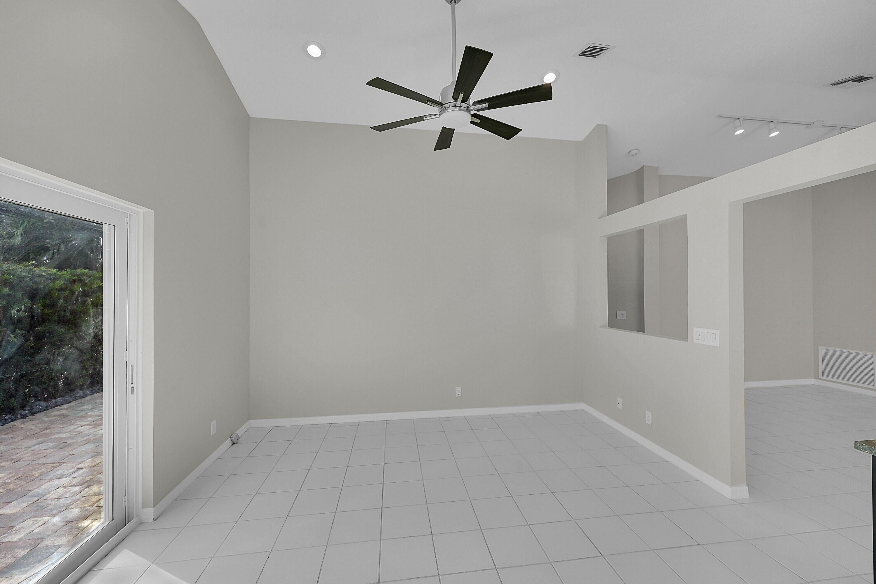 Boca Raton, Florida, 33428, United States, 3 Bedrooms Bedrooms, ,2 BathroomsBathrooms,Residential,For Sale,1989899