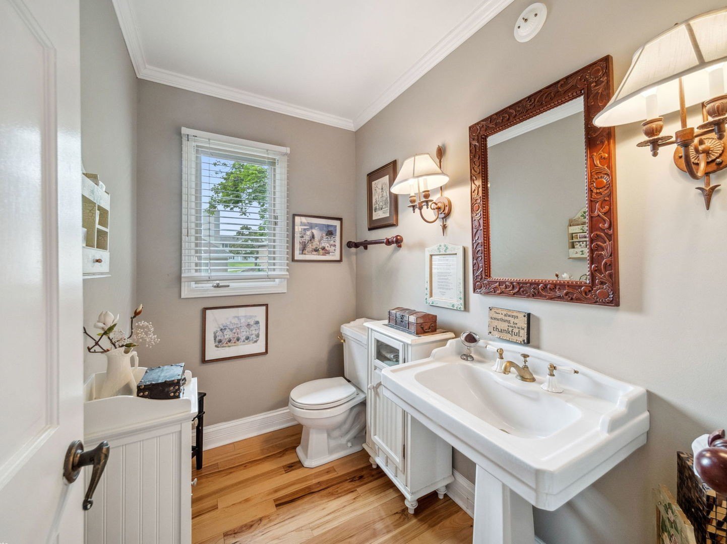 Oak Brook, Illinois, 60523, United States, 5 Bedrooms Bedrooms, ,3 BathroomsBathrooms,Residential,For Sale,2005653