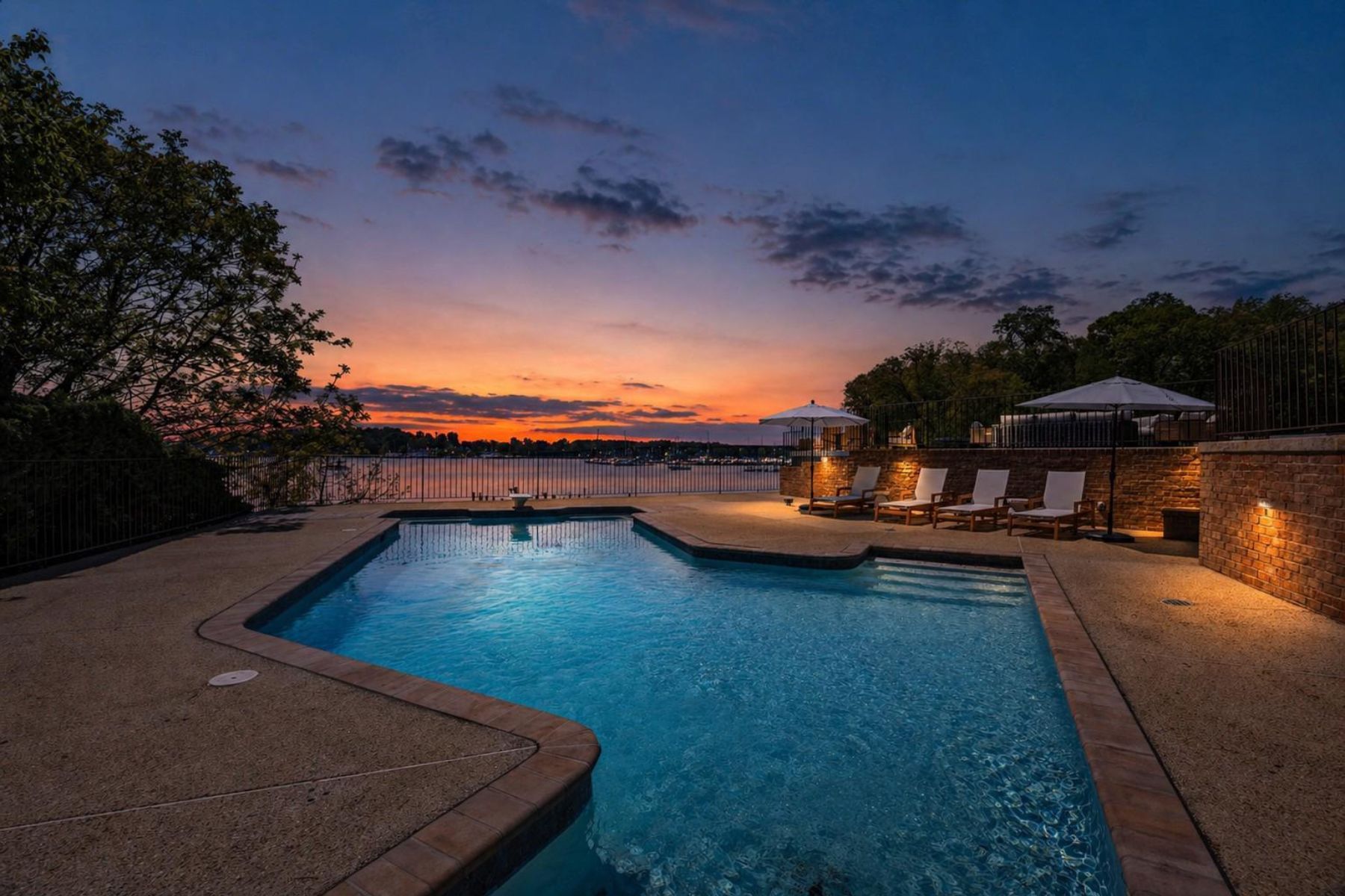  31 Shadow Point Court, Edgewater, MD, 21037 - 物件實景