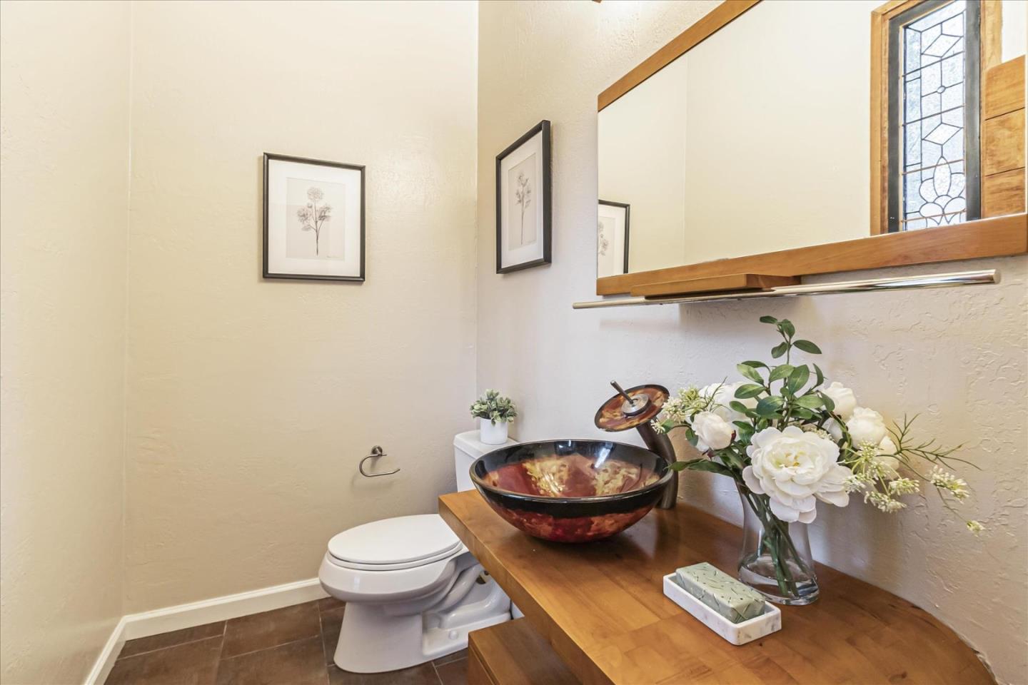 Los Gatos, California, 95030, United States, 4 Bedrooms Bedrooms, ,3 BathroomsBathrooms,Residential,For Sale,1906975