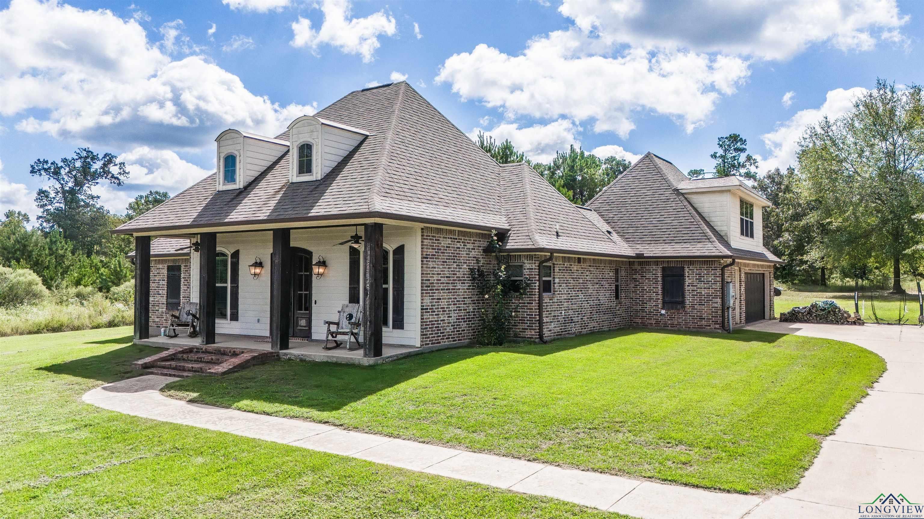 Waskom, Texas, 75692, United States, 4 Bedrooms Bedrooms, ,4 BathroomsBathrooms,Residential,For Sale,1976649