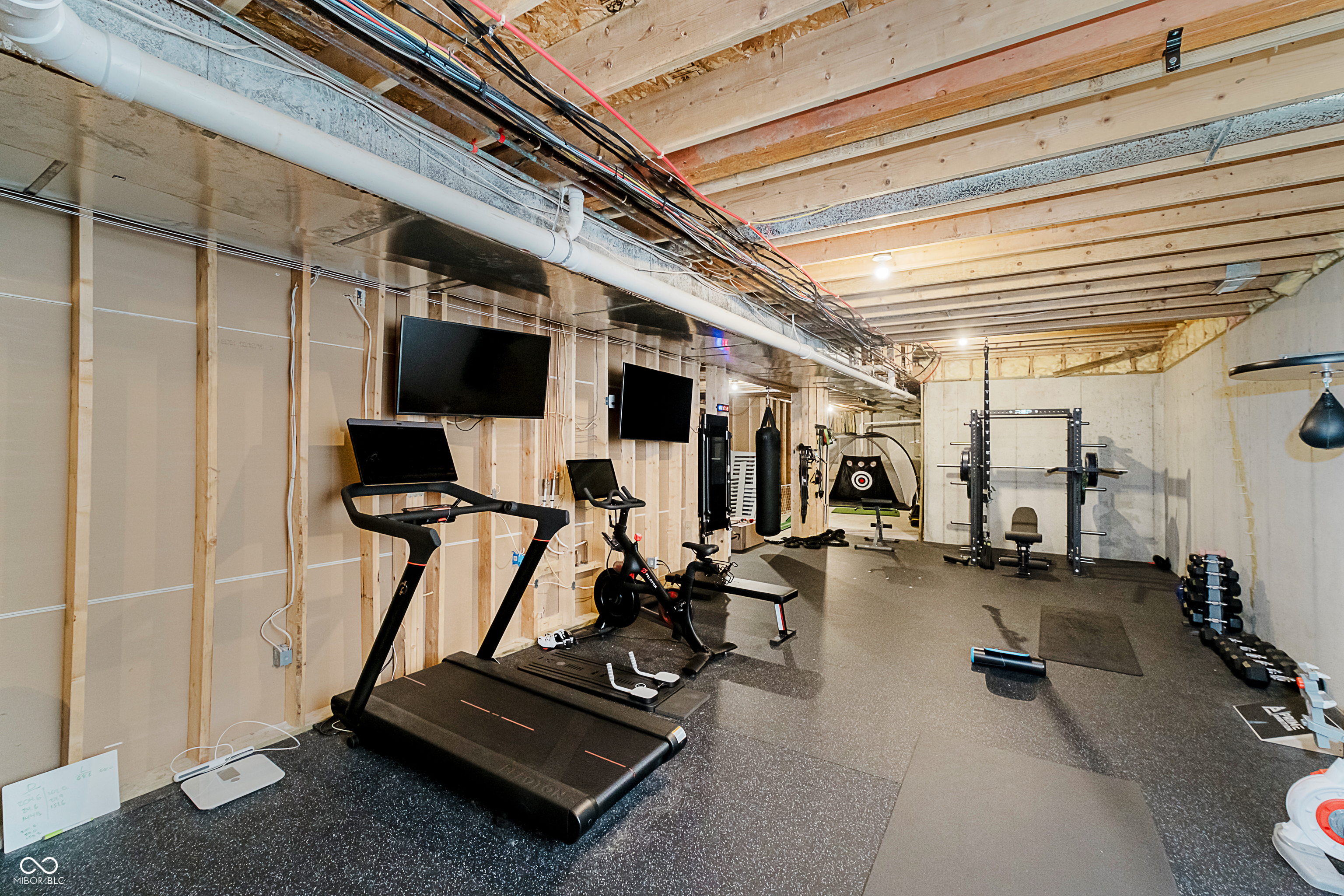 Fishers, Indiana, 46040, United States, 5 Bedrooms Bedrooms, ,5 BathroomsBathrooms,Residential,For Sale,1980240