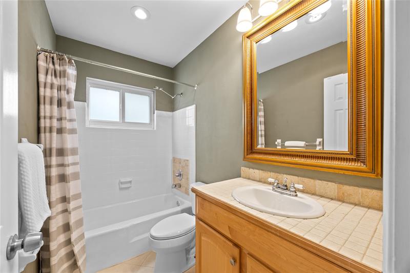Oakland Park, Florida, 33309, United States, 3 Bedrooms Bedrooms, ,2 BathroomsBathrooms,Residential,For Sale,1916888