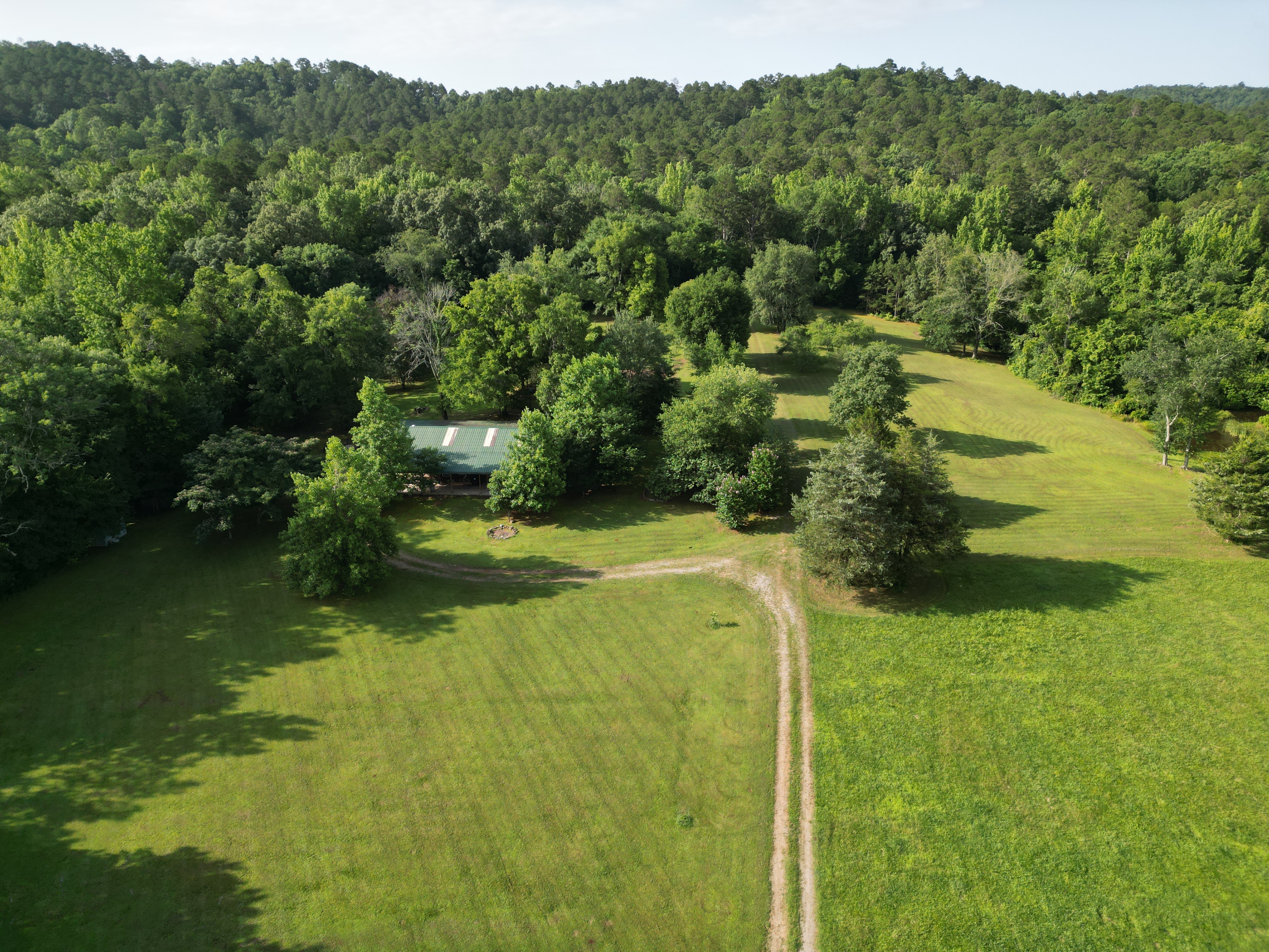 Mena, Arkansas, 71953, United States, 3 Bedrooms Bedrooms, ,3 BathroomsBathrooms,Residential,For Sale,1979119