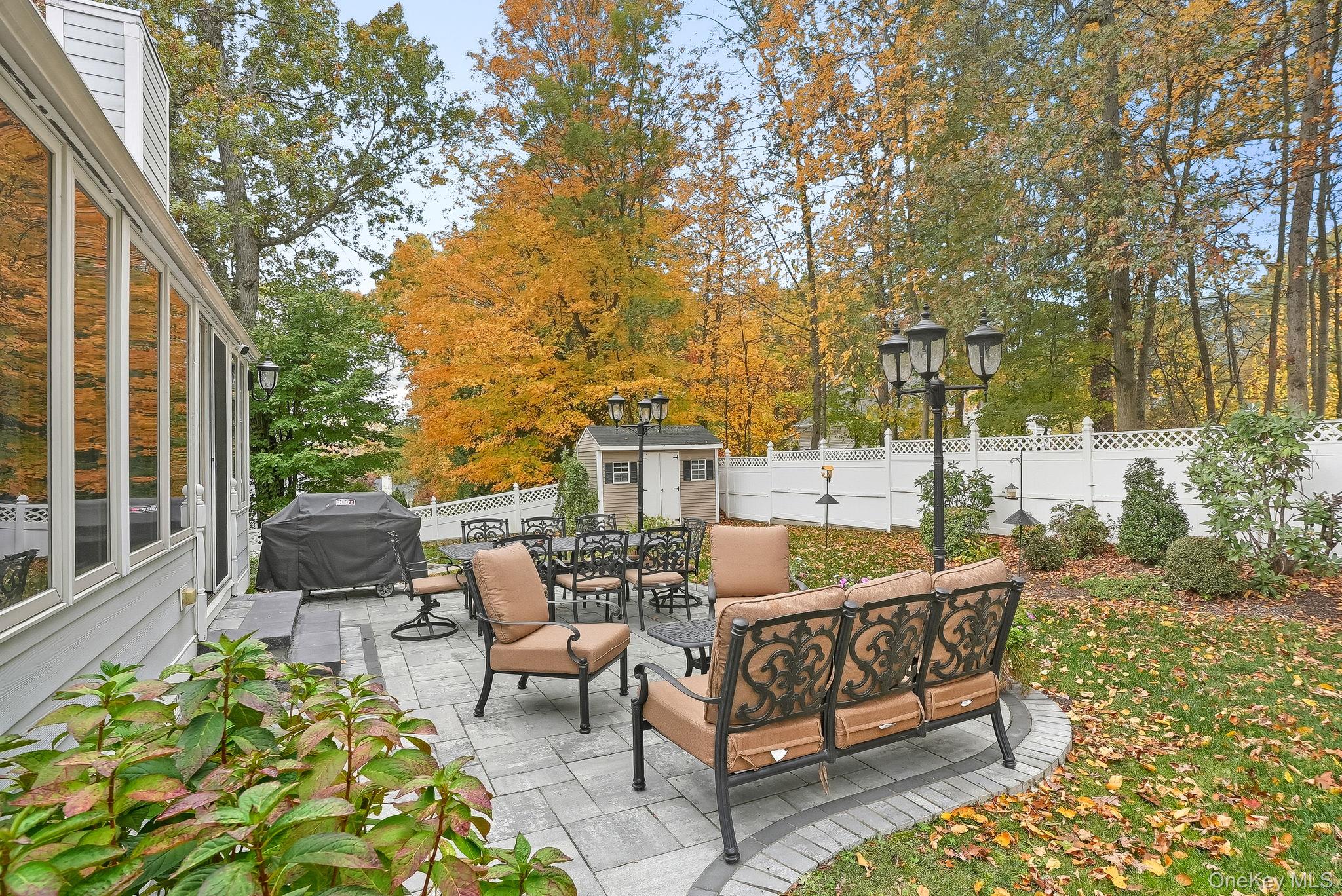 Cortlandt Manor, New York, 10567, United States, 4 Bedrooms Bedrooms, ,3 BathroomsBathrooms,Residential,For Sale,1987823