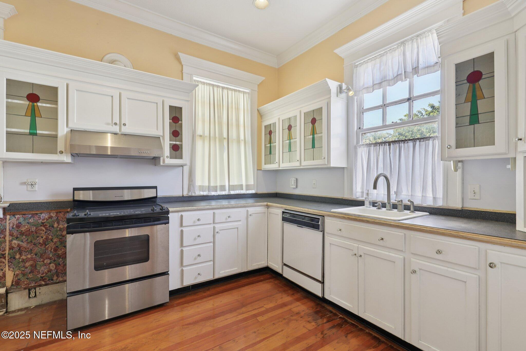 Jacksonville, Florida, 32204, United States, 4 Bedrooms Bedrooms, ,3 BathroomsBathrooms,Residential,For Sale,1989345