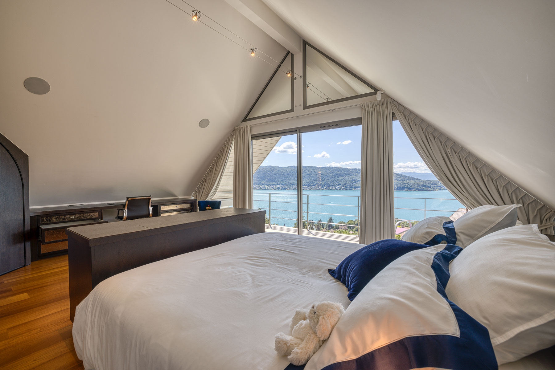  An exceptional property with panoramic view over Lake Annecy - 物件實景