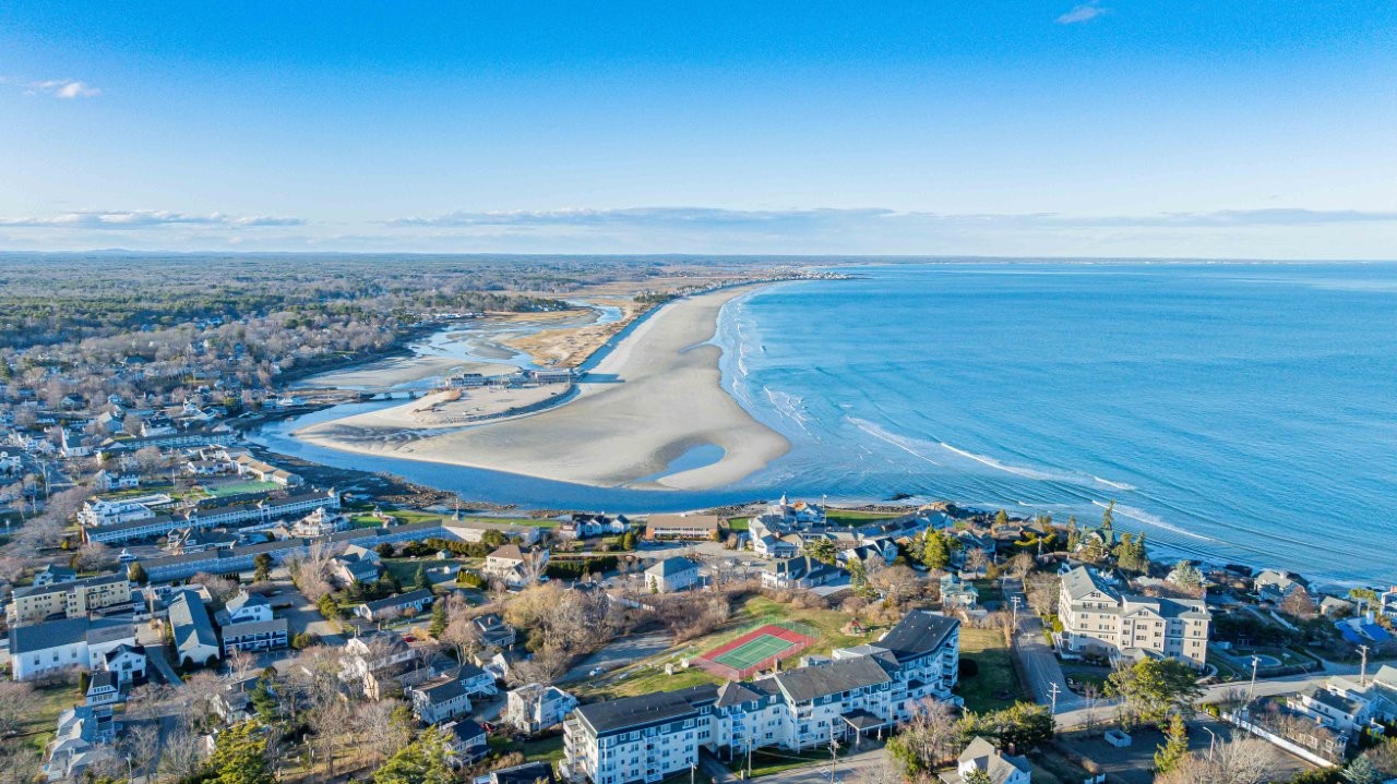 Ogunquit, Maine, 03907, United States, 13 Bedrooms Bedrooms, ,3 BathroomsBathrooms,Residential,For Sale,1777971