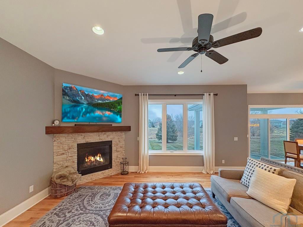 Dakota Dunes, South Dakota, 57049, United States, 5 Bedrooms Bedrooms, ,3 BathroomsBathrooms,Residential,For Sale,2012063