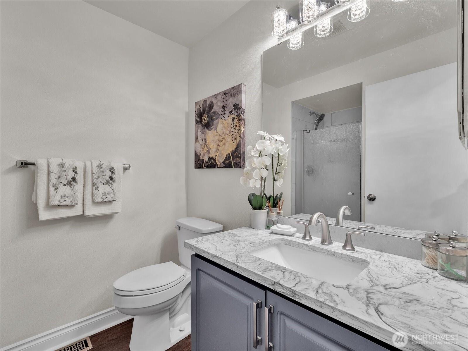 FEDERAL WAY, Washington, 98003, United States, 5 Bedrooms Bedrooms, ,3 BathroomsBathrooms,Residential,For Sale,1876499