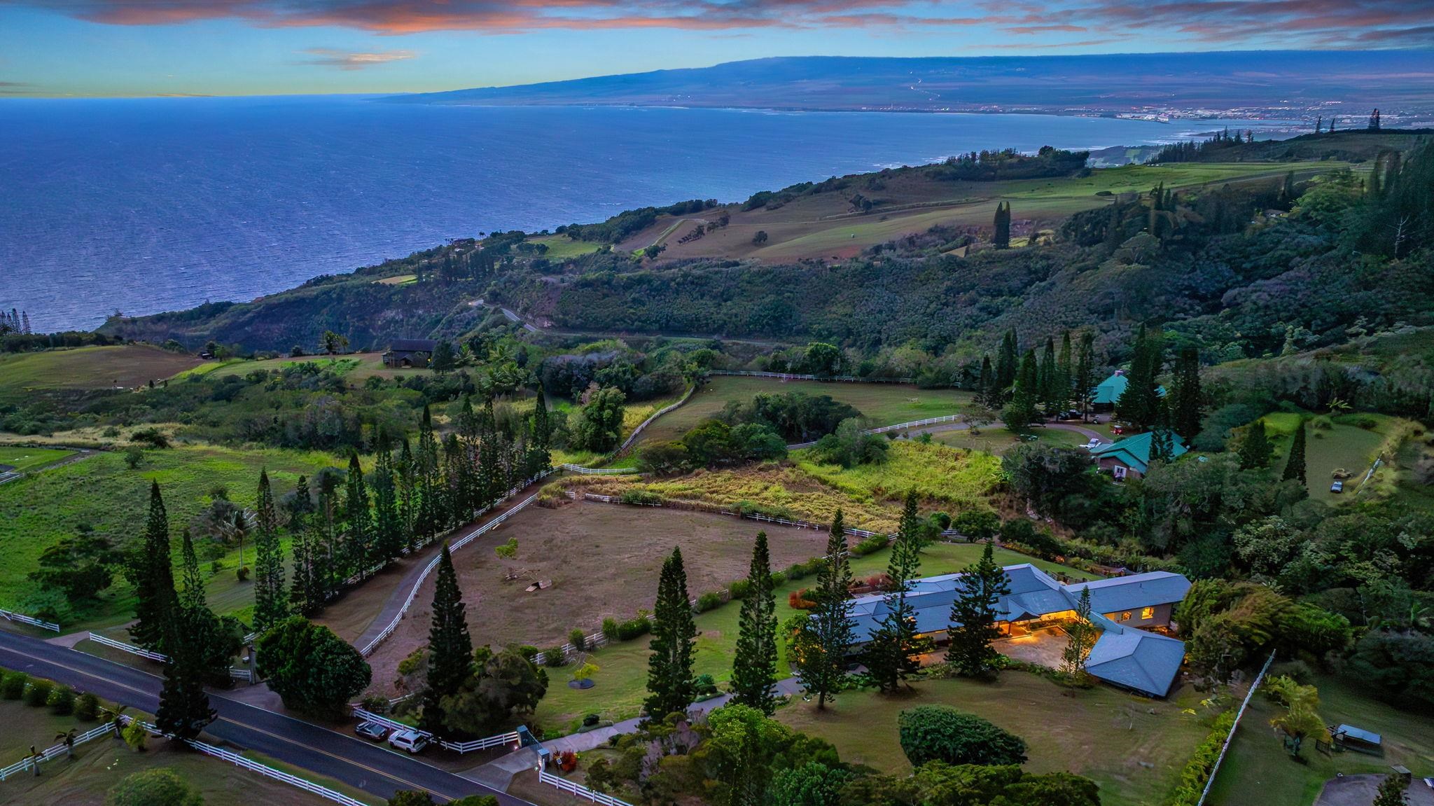 Wailuku, Hawaii, 96793, United States, 4 Bedrooms Bedrooms, ,6 BathroomsBathrooms,Residential,For Sale,1998194