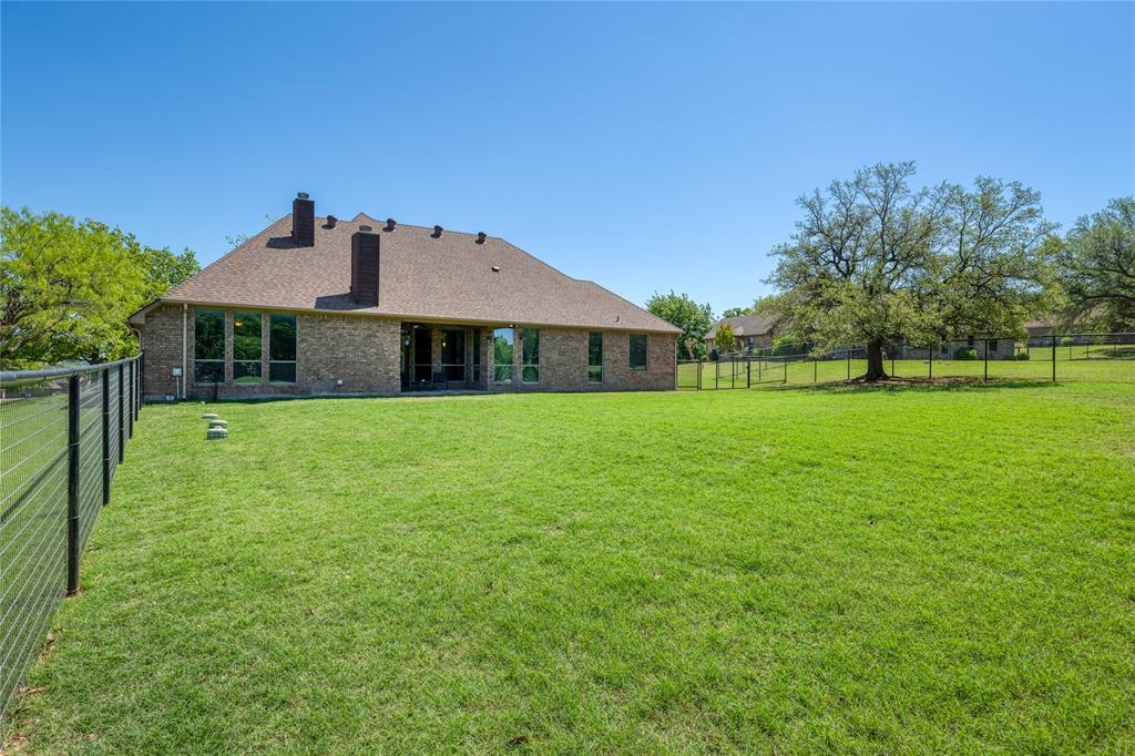 Weatherford, Texas, 76085, United States, 3 Bedrooms Bedrooms, ,3 BathroomsBathrooms,Residential,For Sale,1892460