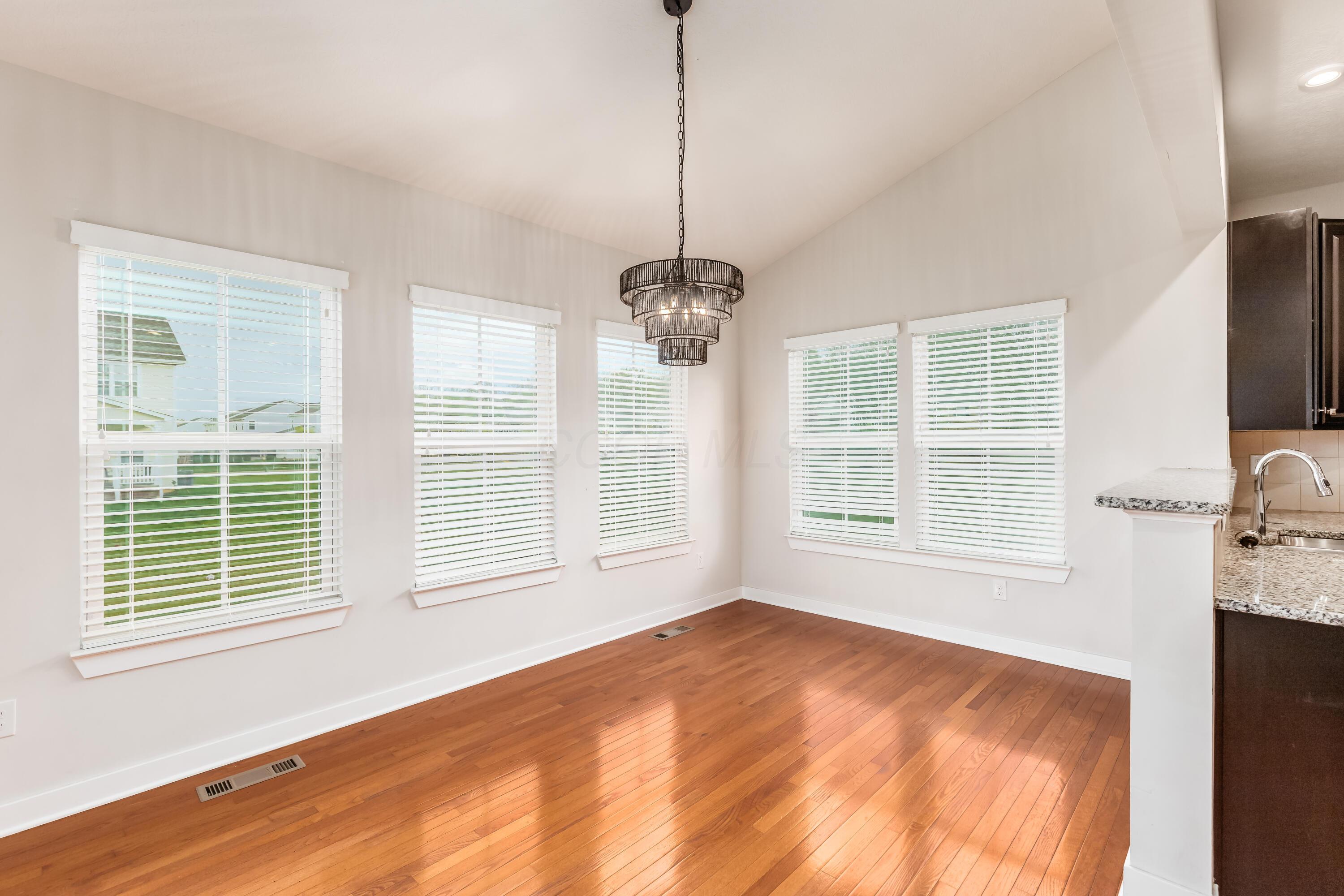 Lewis Center, Ohio, 43035, United States, 4 Bedrooms Bedrooms, ,4 BathroomsBathrooms,Residential,For Sale,1778404