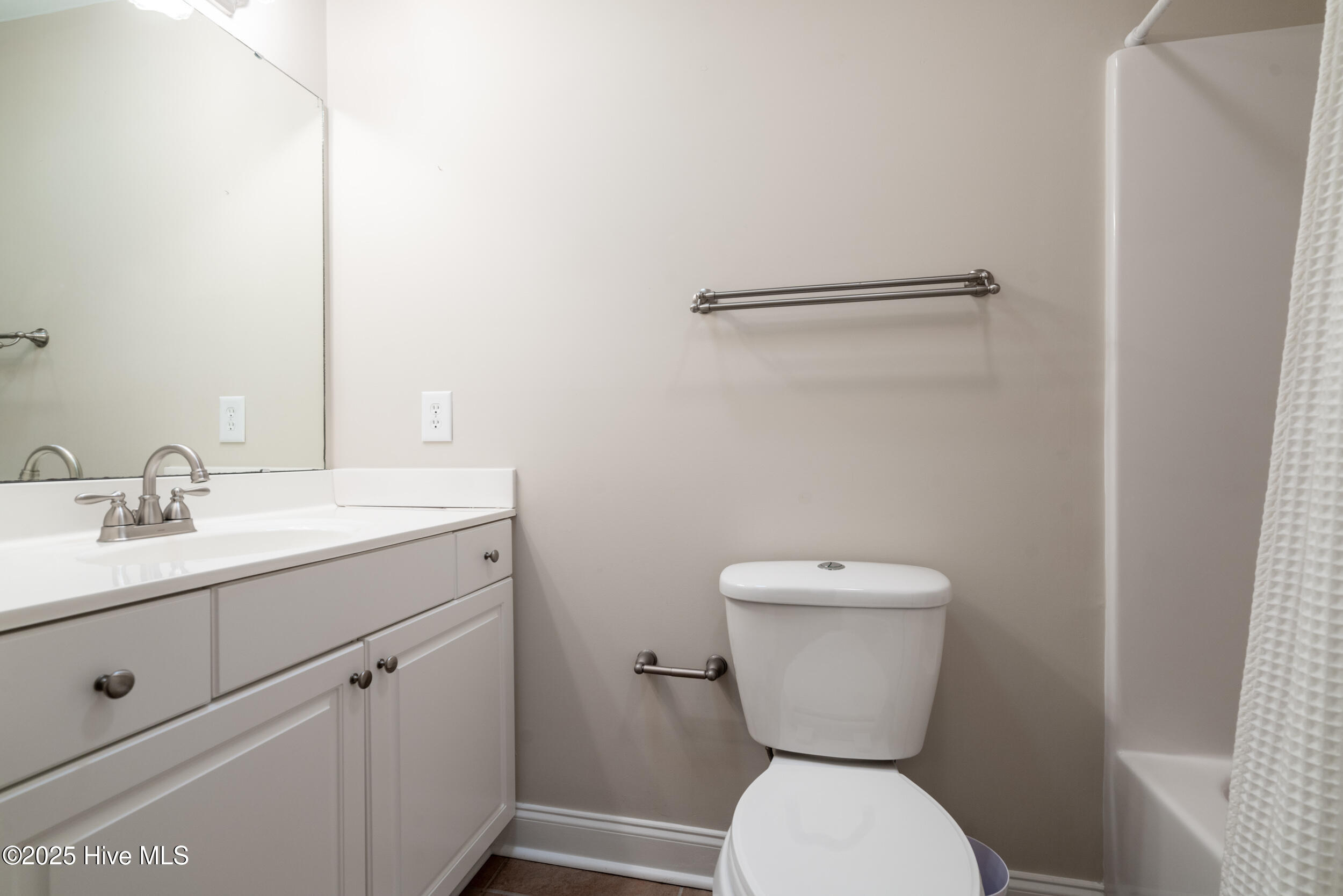 Oak Island, North Carolina, 28465, United States, 3 Bedrooms Bedrooms, ,2 BathroomsBathrooms,Residential,For Sale,1876961