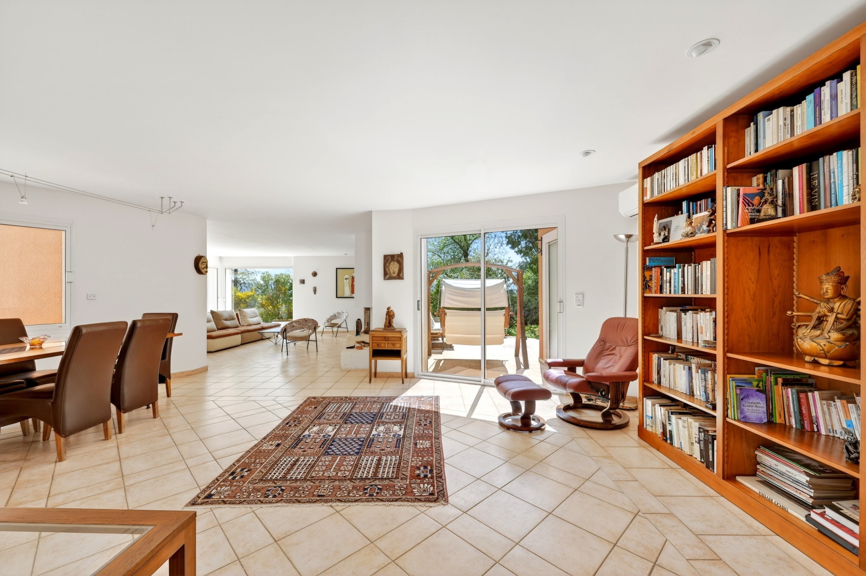  La Roquebrussanne – Elegant Family Villa Open to Nature - 物件實景