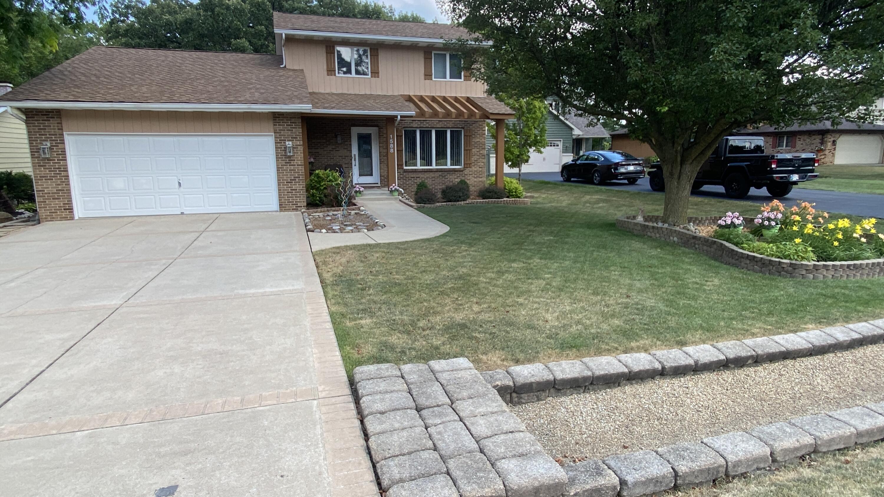 Crown Point, Indiana, 46307, United States, 4 Bedrooms Bedrooms, ,3 BathroomsBathrooms,Residential,For Sale,1924051