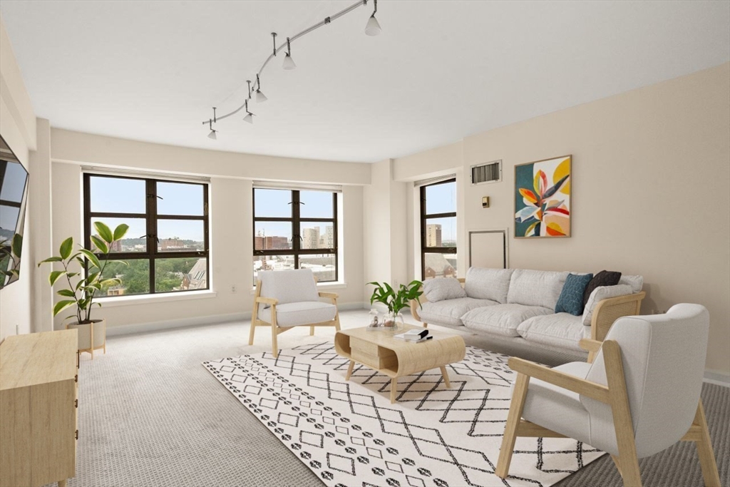 Cambridge, Massachusetts, 02139, United States, 1 Bedroom Bedrooms, ,2 BathroomsBathrooms,Residential,For Sale,1866549