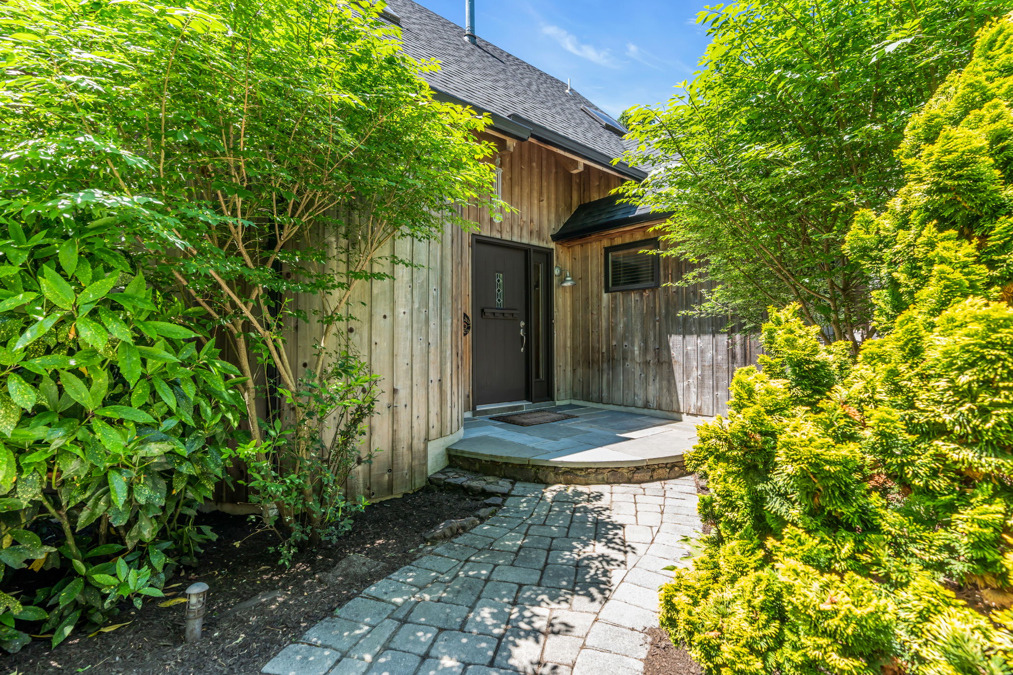  267 E Highland Avenue - 物件實景