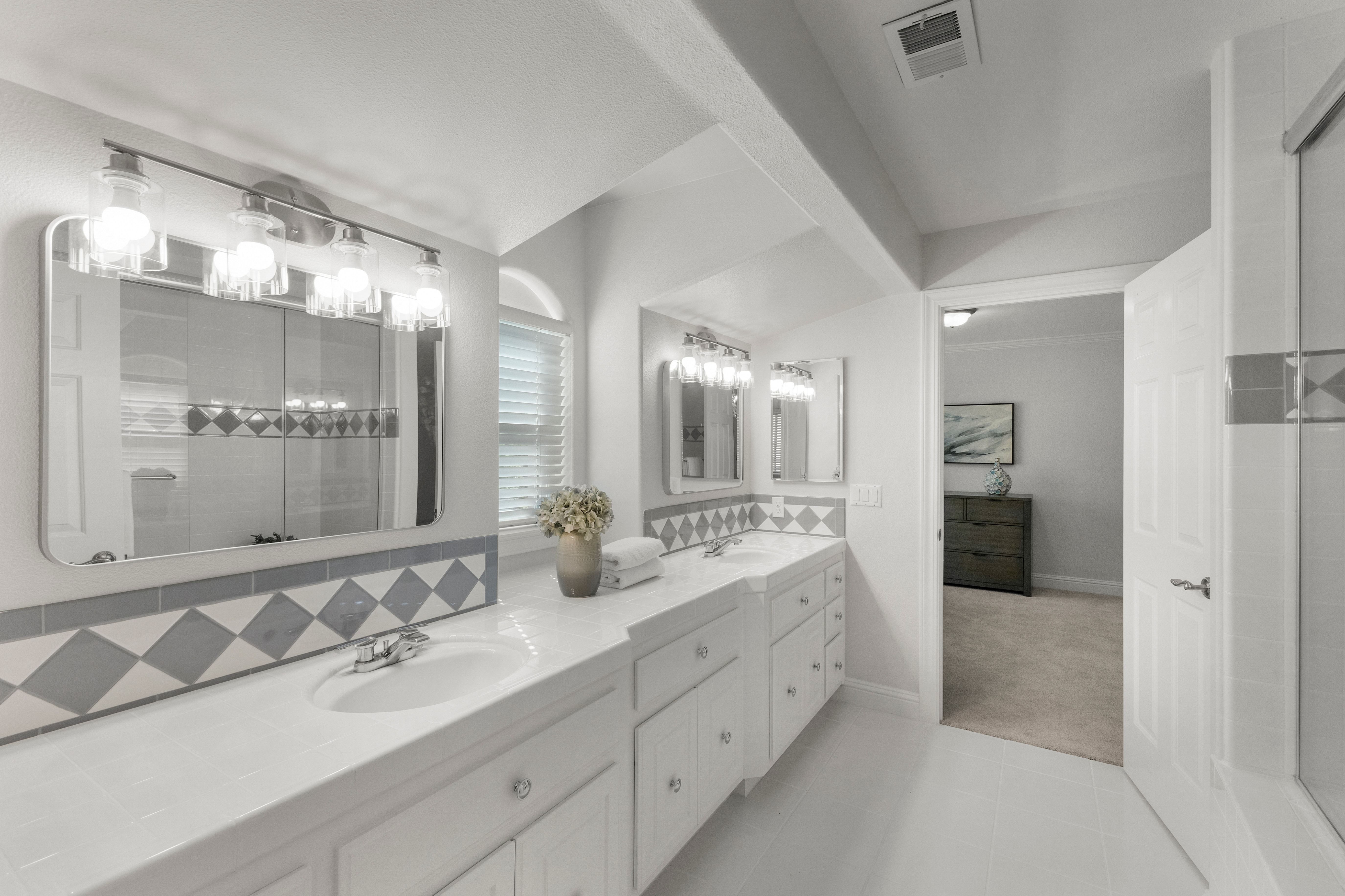  Exceptional Northridge Estates Home on Expansive Private Lot - 物件實景
