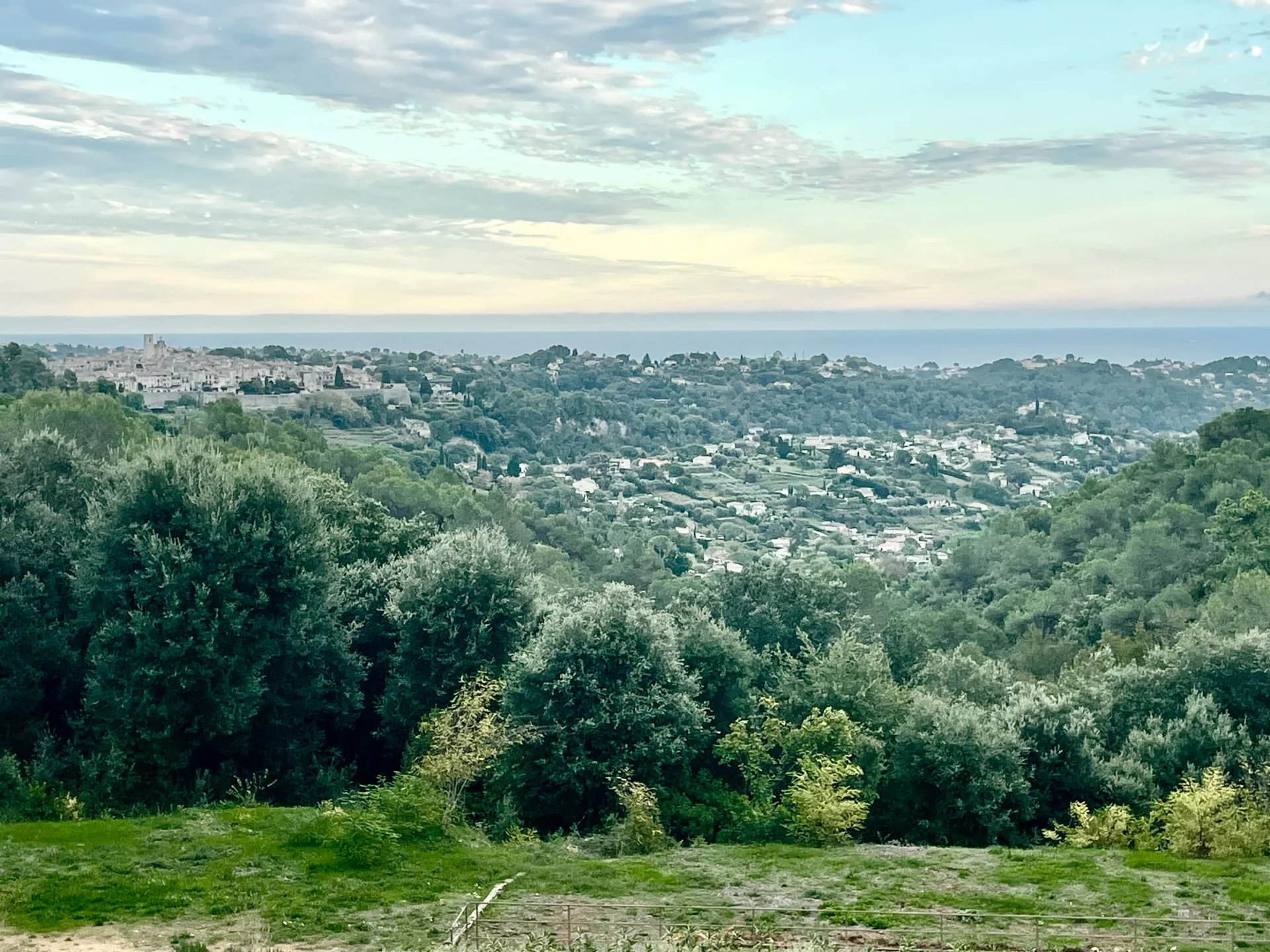 Saint-Paul-de-Vence, Provence-Alpes-Côte d’Azur, 06570, FR, 6 Bedrooms Bedrooms, ,Residential,For Sale,1988303