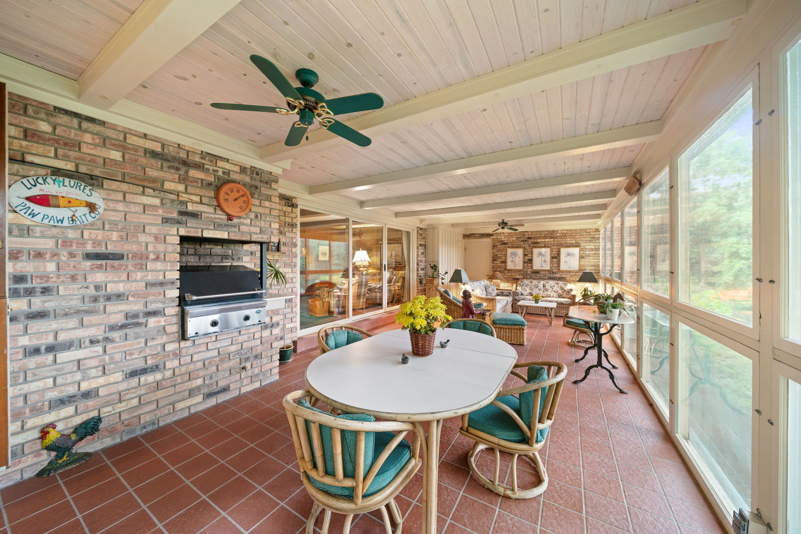 Kildeer, Illinois, 60047, United States, 4 Bedrooms Bedrooms, ,4 BathroomsBathrooms,Residential,For Sale,1940567