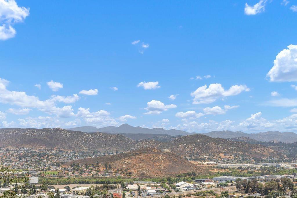 Santee, California, 92071, United States, 3 Bedrooms Bedrooms, ,4 BathroomsBathrooms,Residential,For Sale,1907721
