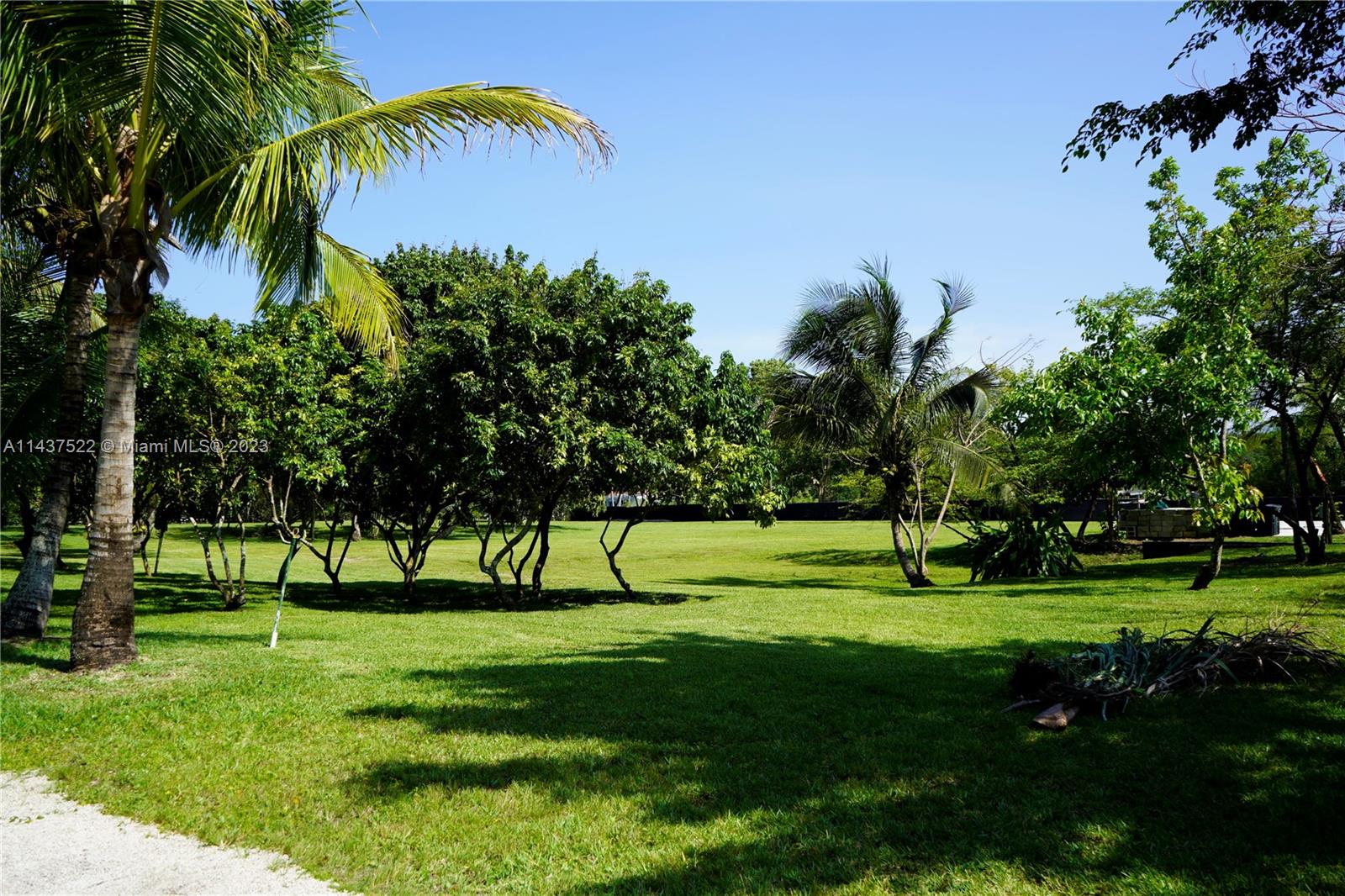 6500 Volunteer, Southwest Ranches, Florida, 33330, United States, 8 Bedrooms Bedrooms, ,7 BathroomsBathrooms,Residential,For Sale,6500 Volunteer,1453957