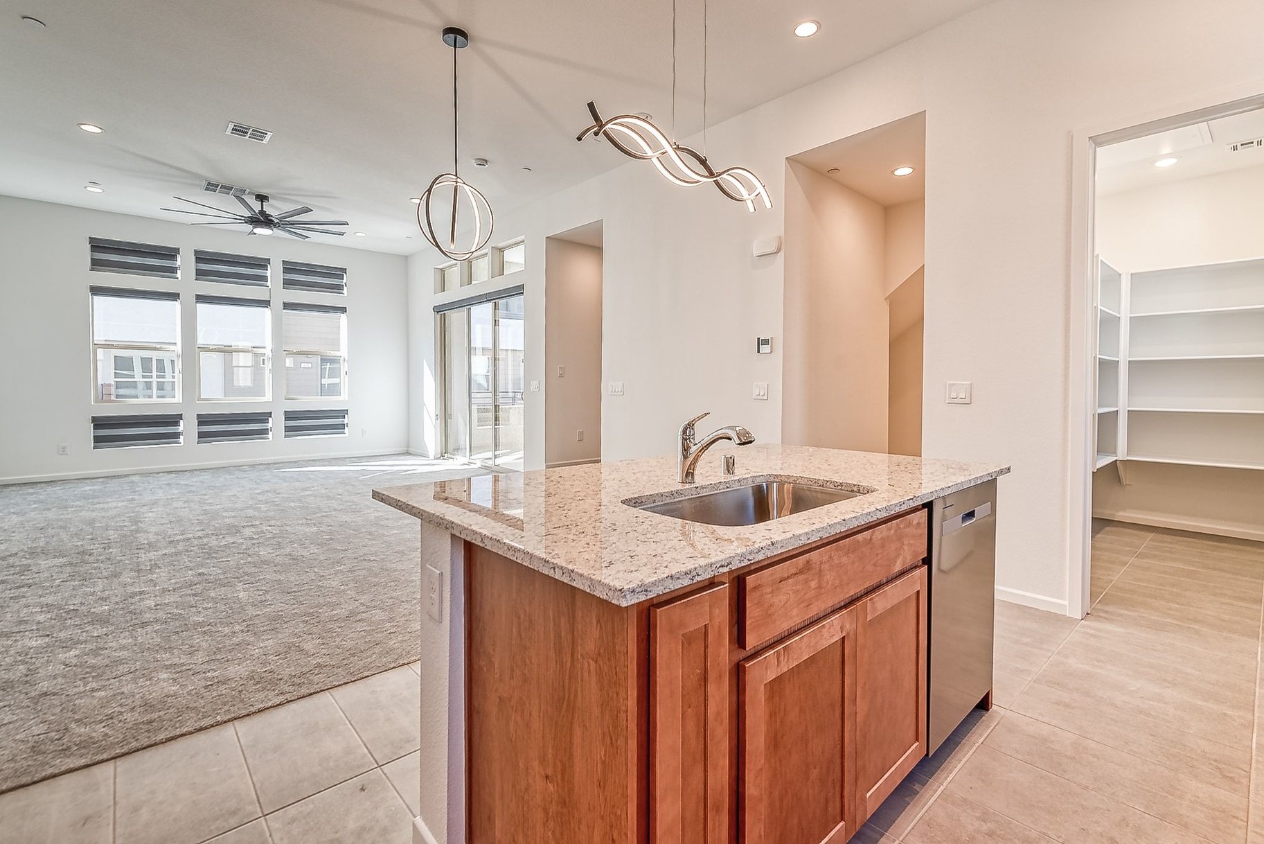  New to Market - 物件實景