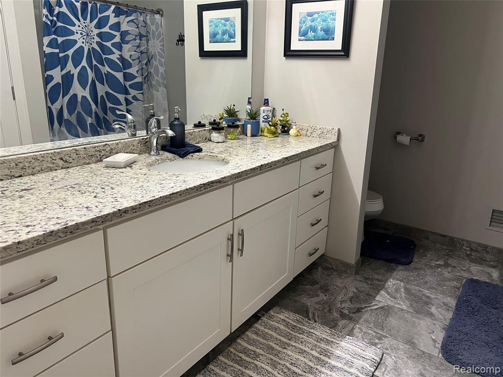 York Township, Michigan, 48176, United States, 4 Bedrooms Bedrooms, ,2 BathroomsBathrooms,Residential,For Sale,1988753