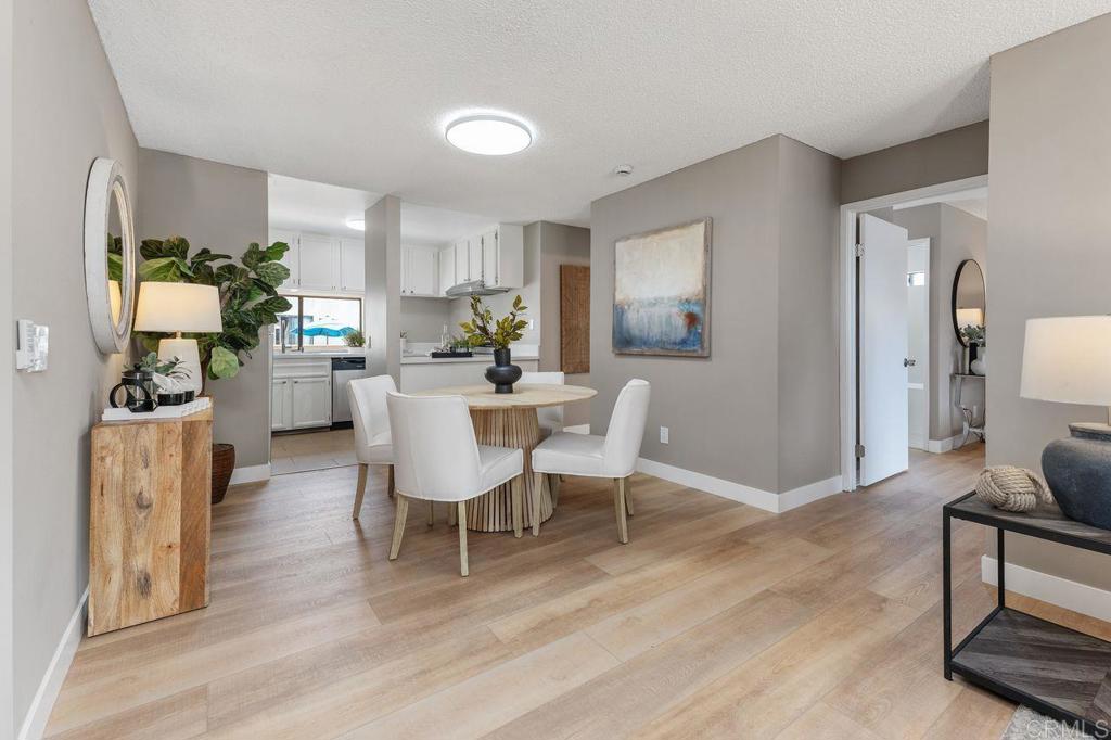 San Diego, California, 92122, United States, 2 Bedrooms Bedrooms, ,2 BathroomsBathrooms,Residential,For Sale,1891697