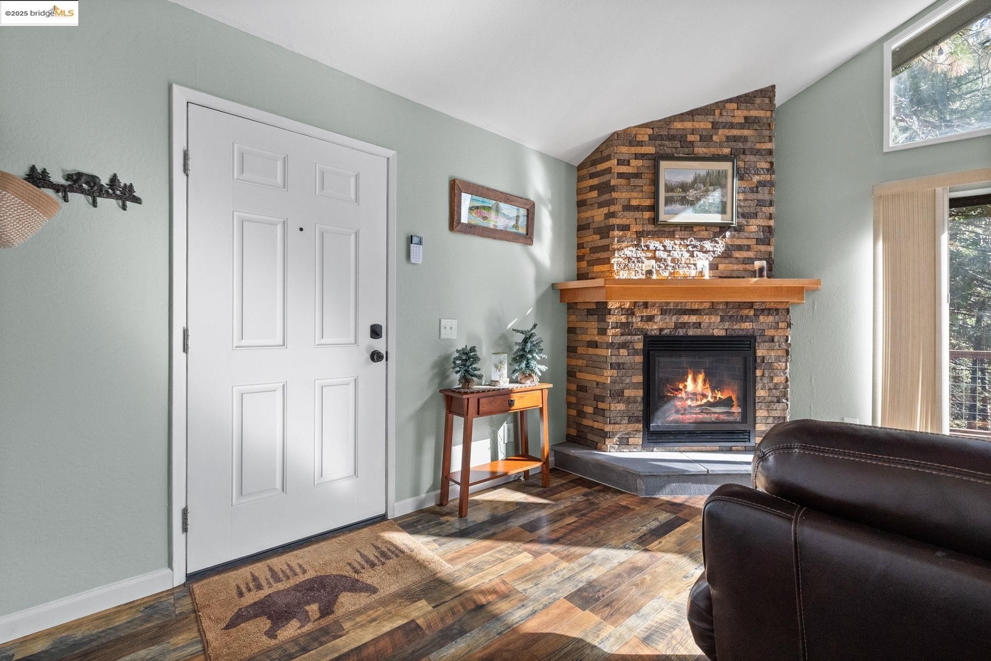 Long Barn, California, 95335, United States, 3 Bedrooms Bedrooms, ,2 BathroomsBathrooms,Residential,For Sale,1989923