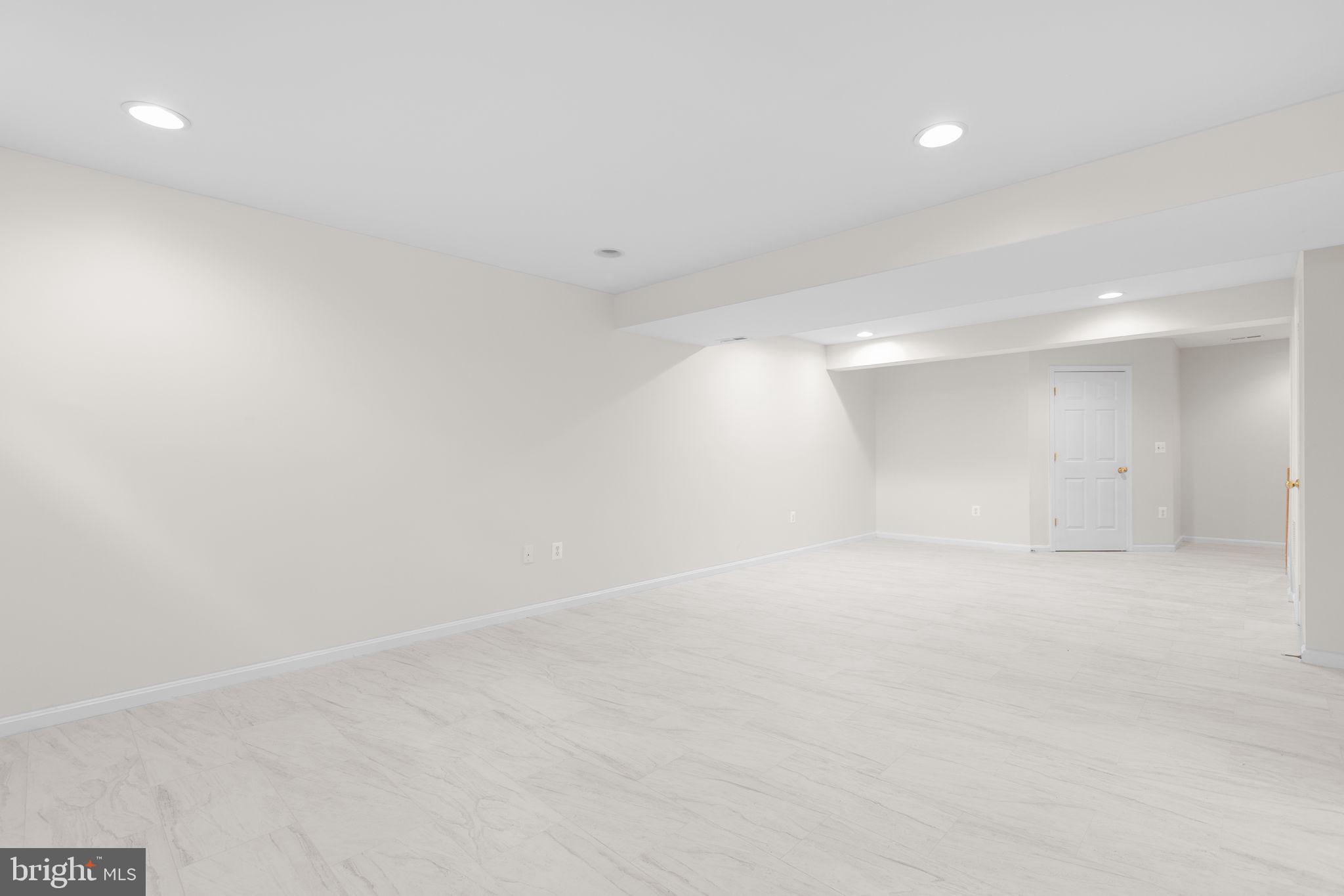 Dumfries, Virginia, 22026, United States, 4 Bedrooms Bedrooms, ,4 BathroomsBathrooms,Residential,For Sale,1977834