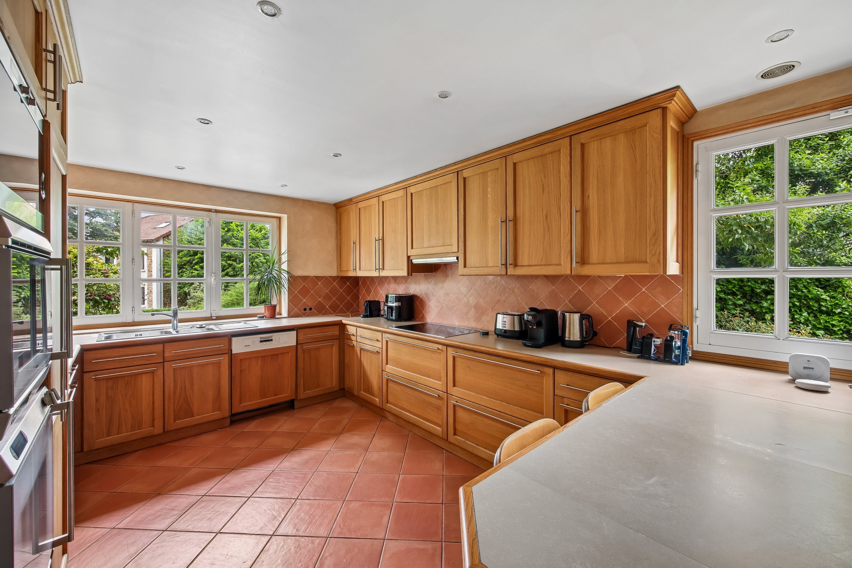  Garches – Elegant Family Residence Set on an Exceptional 2,350 sqm Plot - 物件實景