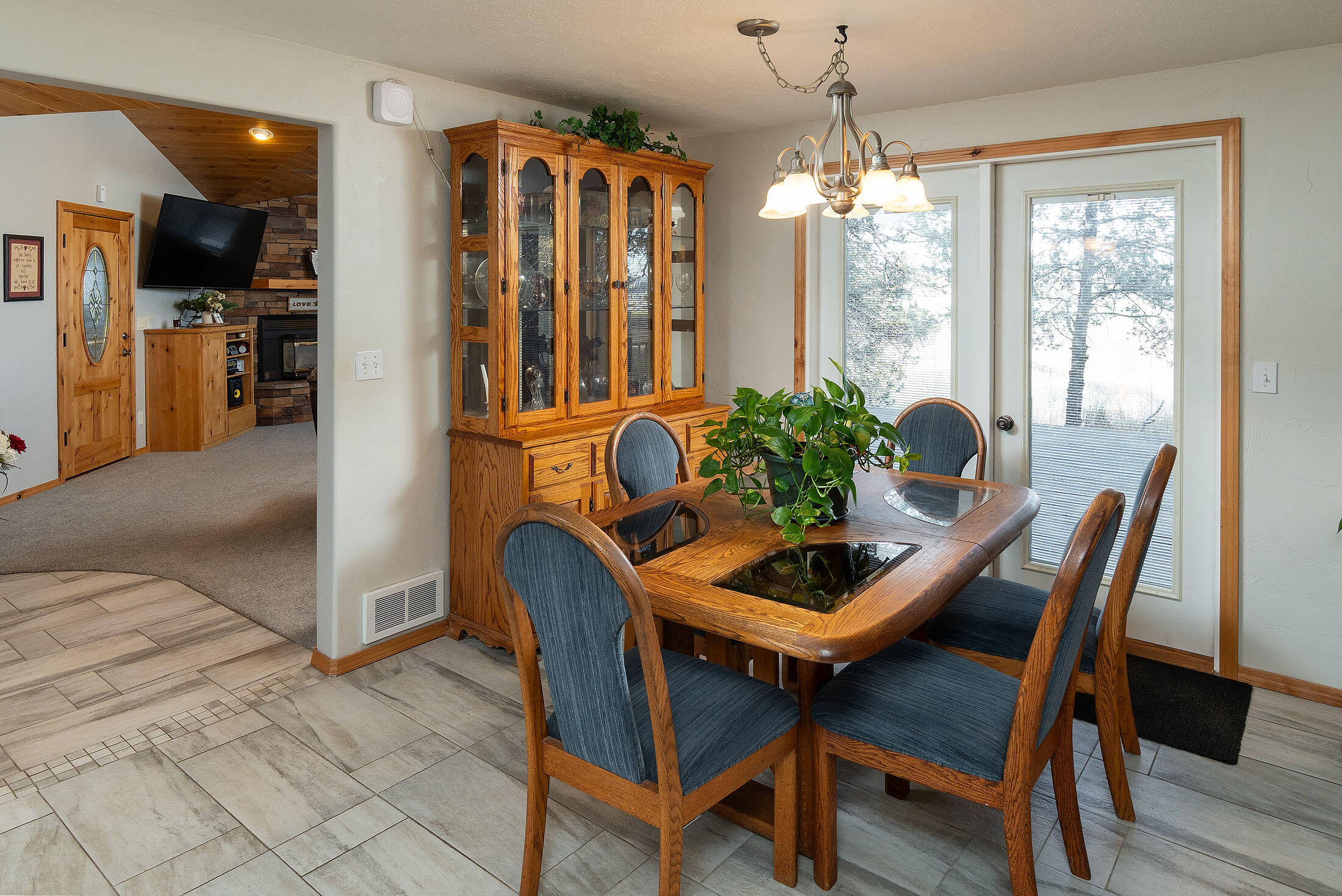 Prineville, Oregon, 97754, United States, 3 Bedrooms Bedrooms, ,2 BathroomsBathrooms,Residential,For Sale,1753104