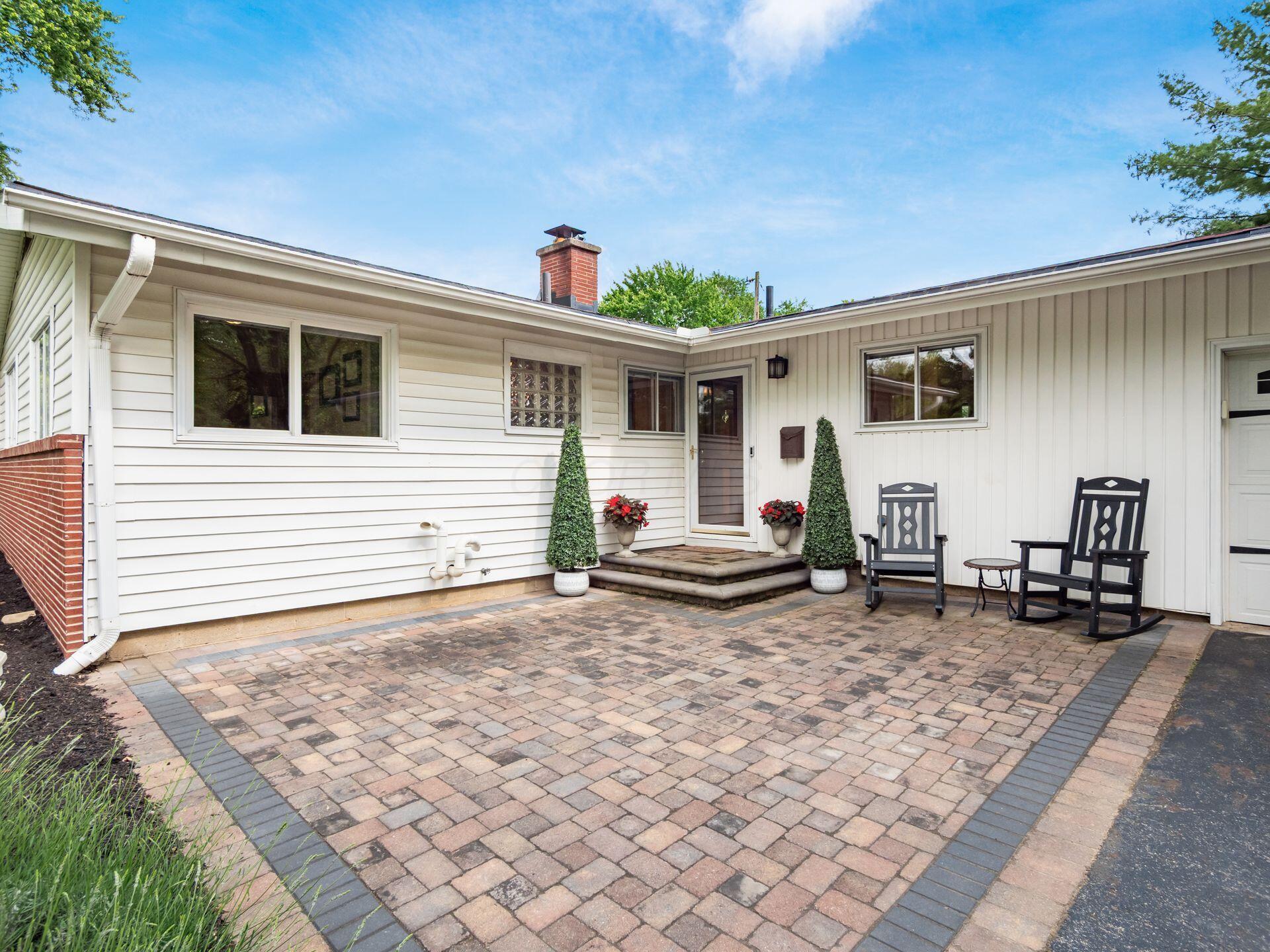 Upper Arlington, Ohio, 43221, United States, 3 Bedrooms Bedrooms, ,2 BathroomsBathrooms,Residential,For Sale,1911210