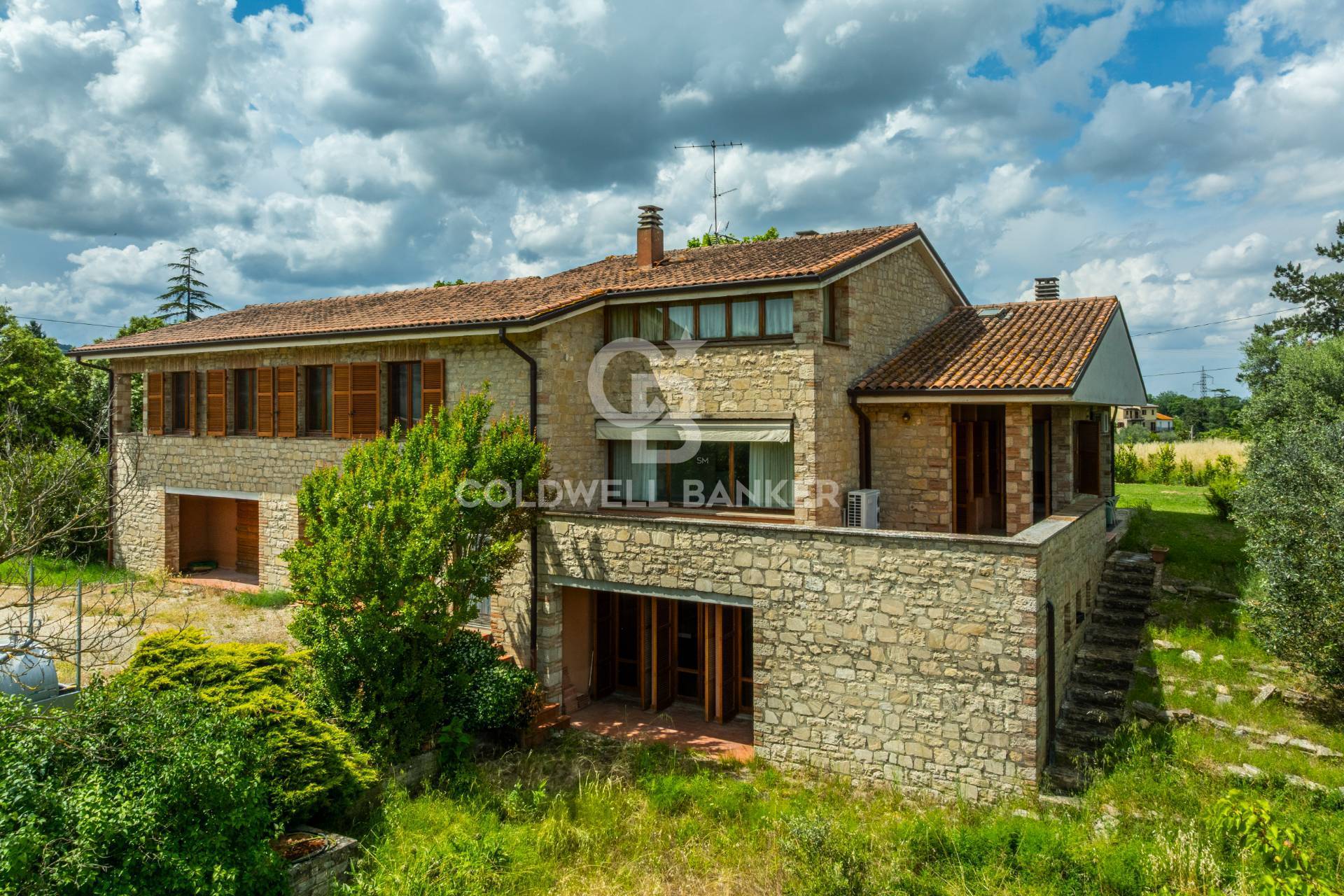 Fratta Todina, Perugia, 06054, IT, 6 Bedrooms Bedrooms, ,6 BathroomsBathrooms,Residential,For Sale,1850046