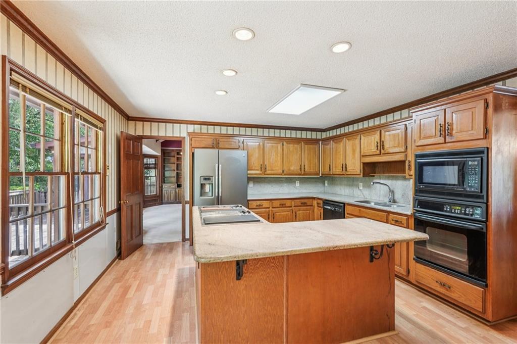 Peachtree Corners, Georgia, 30092, United States, 3 Bedrooms Bedrooms, ,3 BathroomsBathrooms,Residential,For Sale,1976168