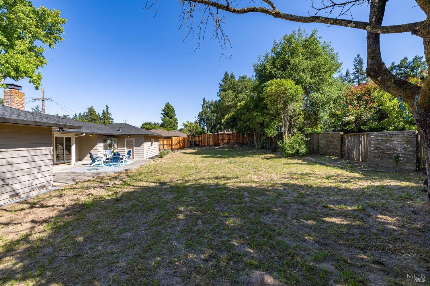 Sebastopol, California, 95472, United States, 2 Bedrooms Bedrooms, ,1 BathroomBathrooms,Residential,For Sale,2048872