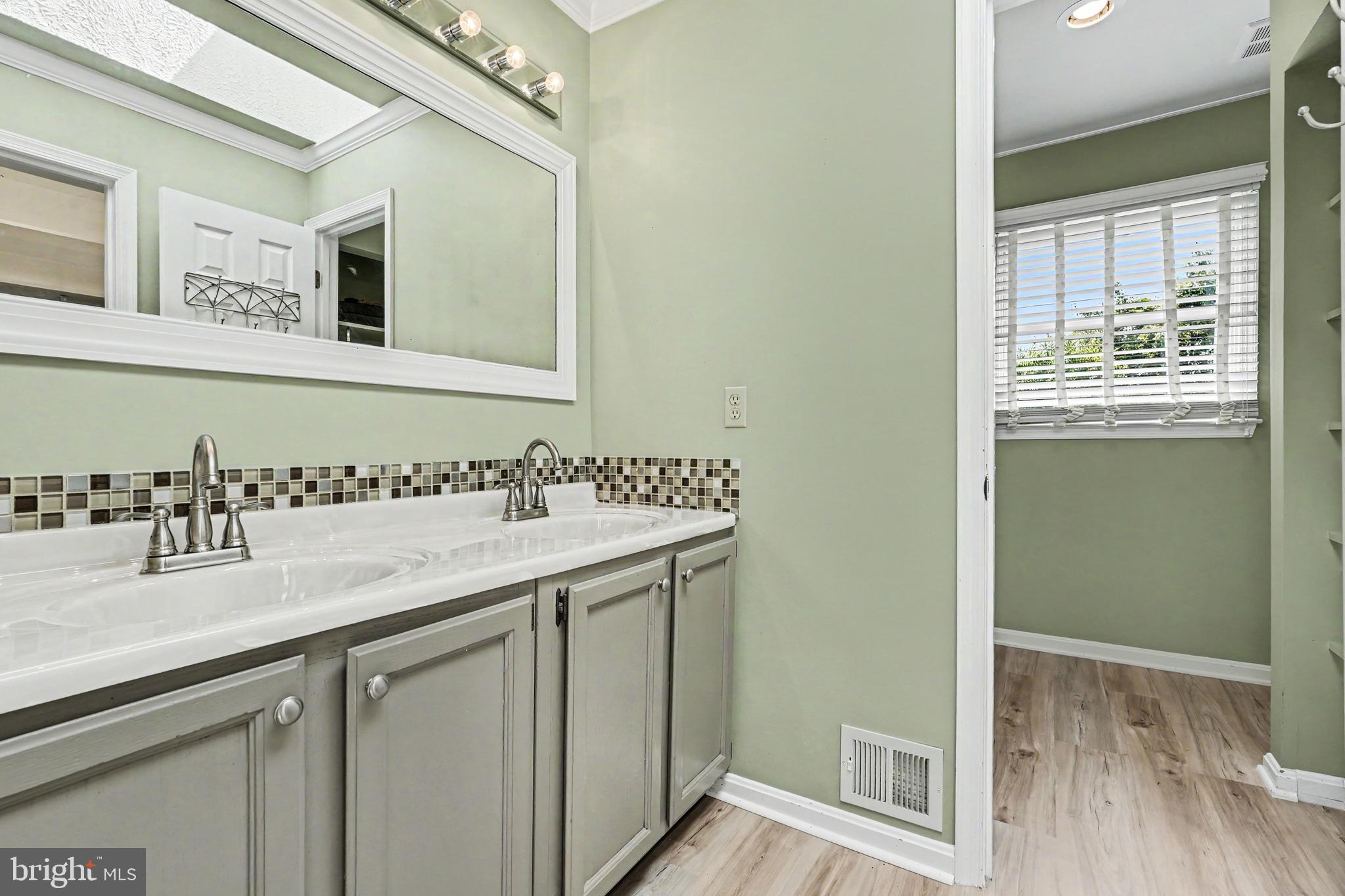 Fredericksburg, Virginia, 22408, United States, 4 Bedrooms Bedrooms, ,3 BathroomsBathrooms,Residential,For Sale,2048122