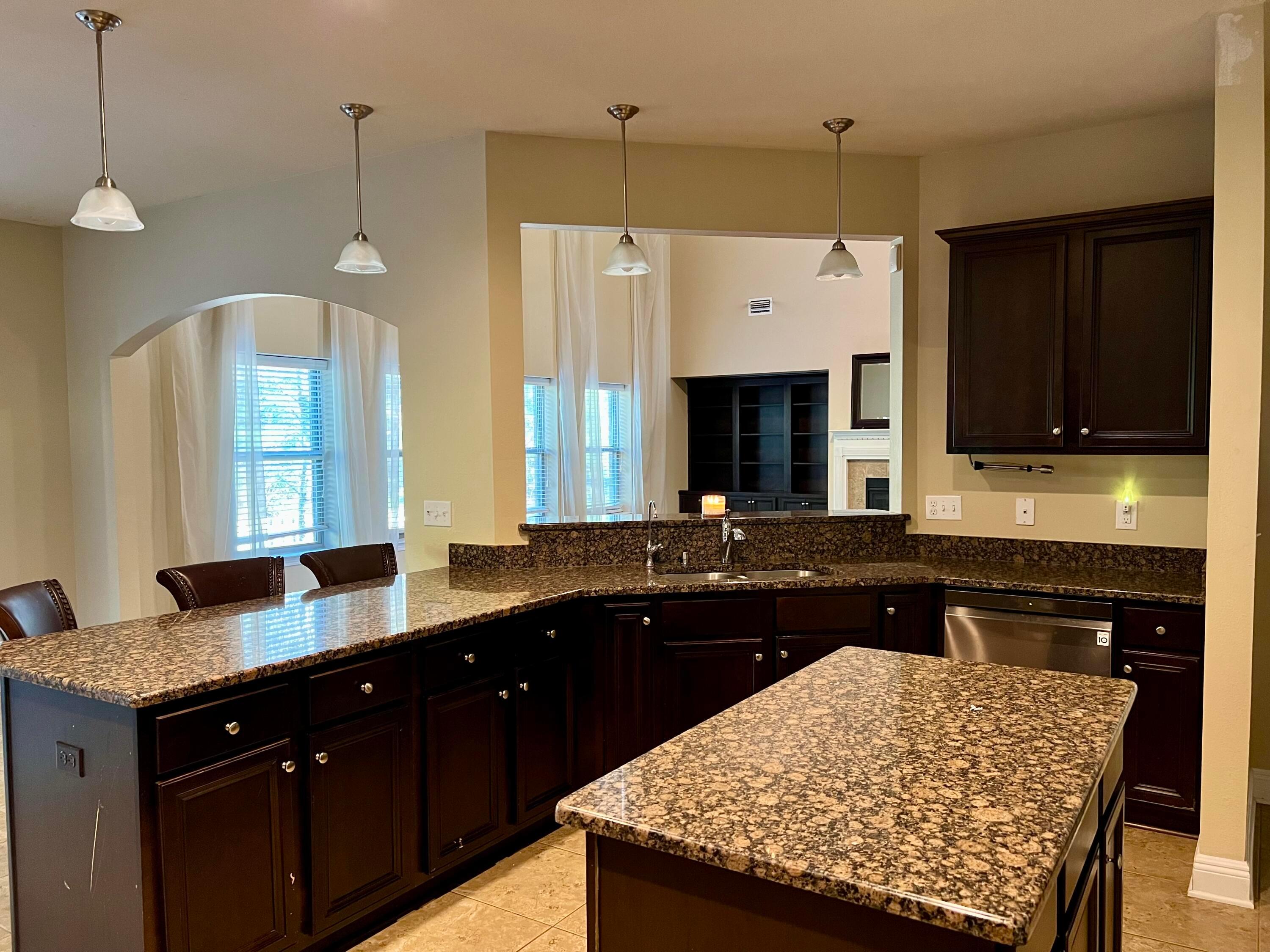 Freeport, Florida, 32439, United States, 6 Bedrooms Bedrooms, ,4 BathroomsBathrooms,Residential,For Sale,1935687