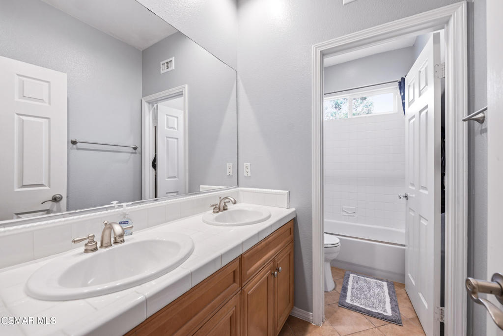 Simi Valley, California, 93063, United States, 5 Bedrooms Bedrooms, ,4 BathroomsBathrooms,Residential,For Sale,2006008