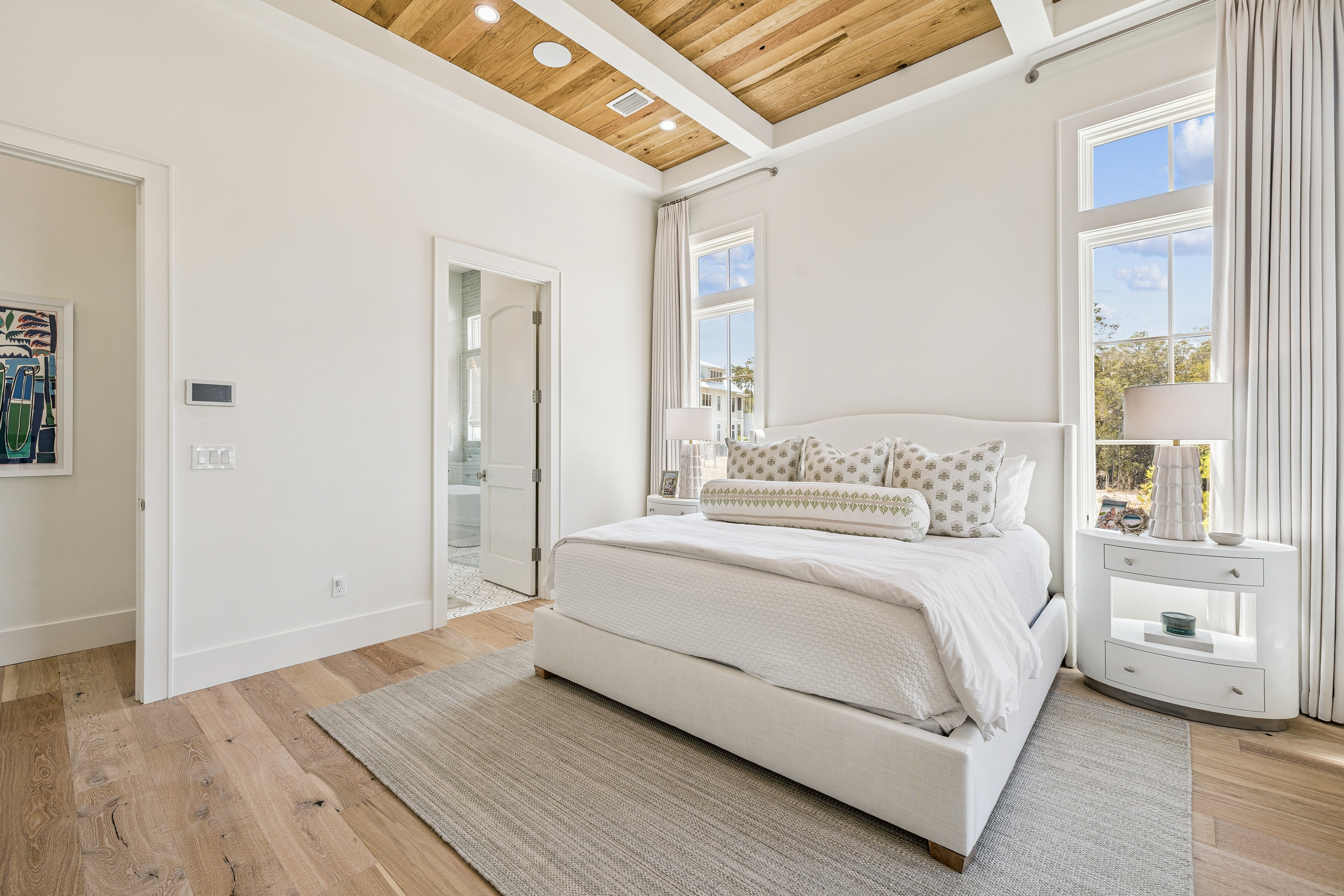  Refined Coastal Residence With Designer Interiors And Exceptional Craftsmanship - 物件實景