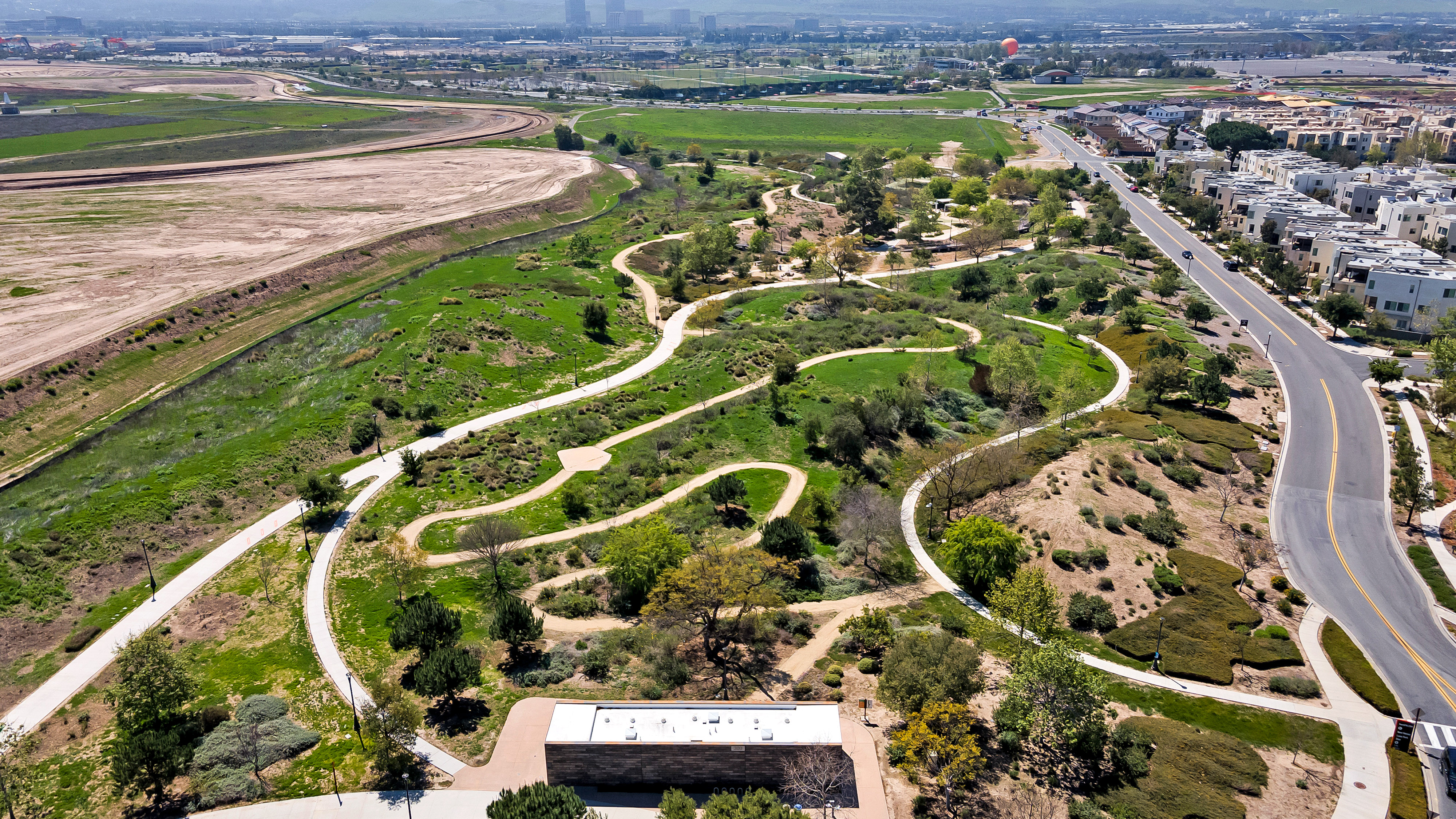  100 Tenor, Irvine, CA 92618 - 物件實景