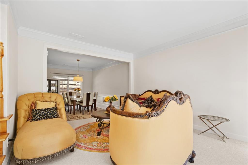 Roswell, Georgia, 30075, United States, 4 Bedrooms Bedrooms, ,3 BathroomsBathrooms,Residential,For Sale,1986078