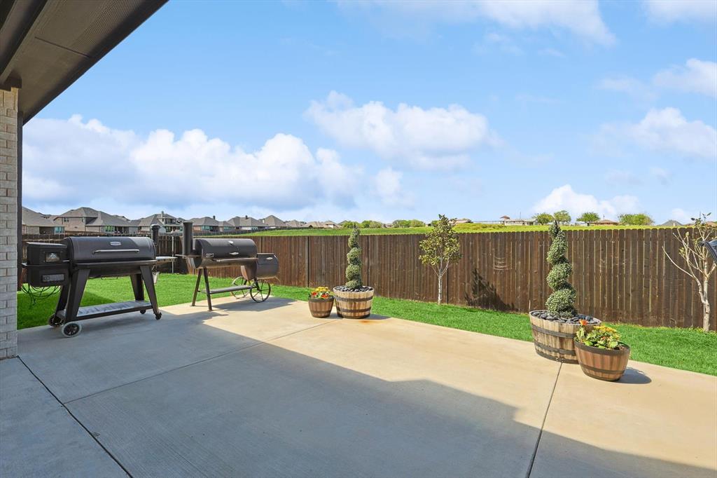 Midlothian, Texas, 76065, United States, 4 Bedrooms Bedrooms, ,3 BathroomsBathrooms,Residential,For Sale,1979860