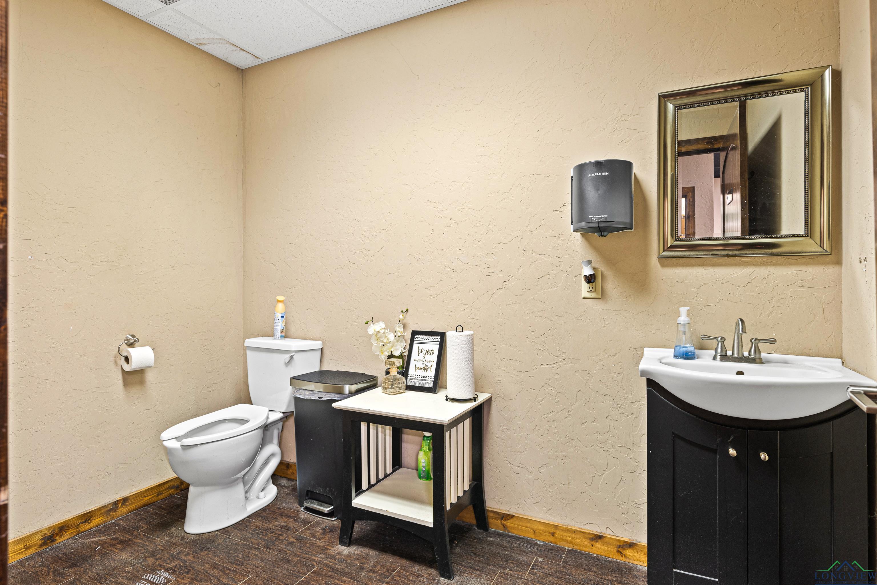 Longview, Texas, 75606, United States, ,Residential,For Sale,1862432