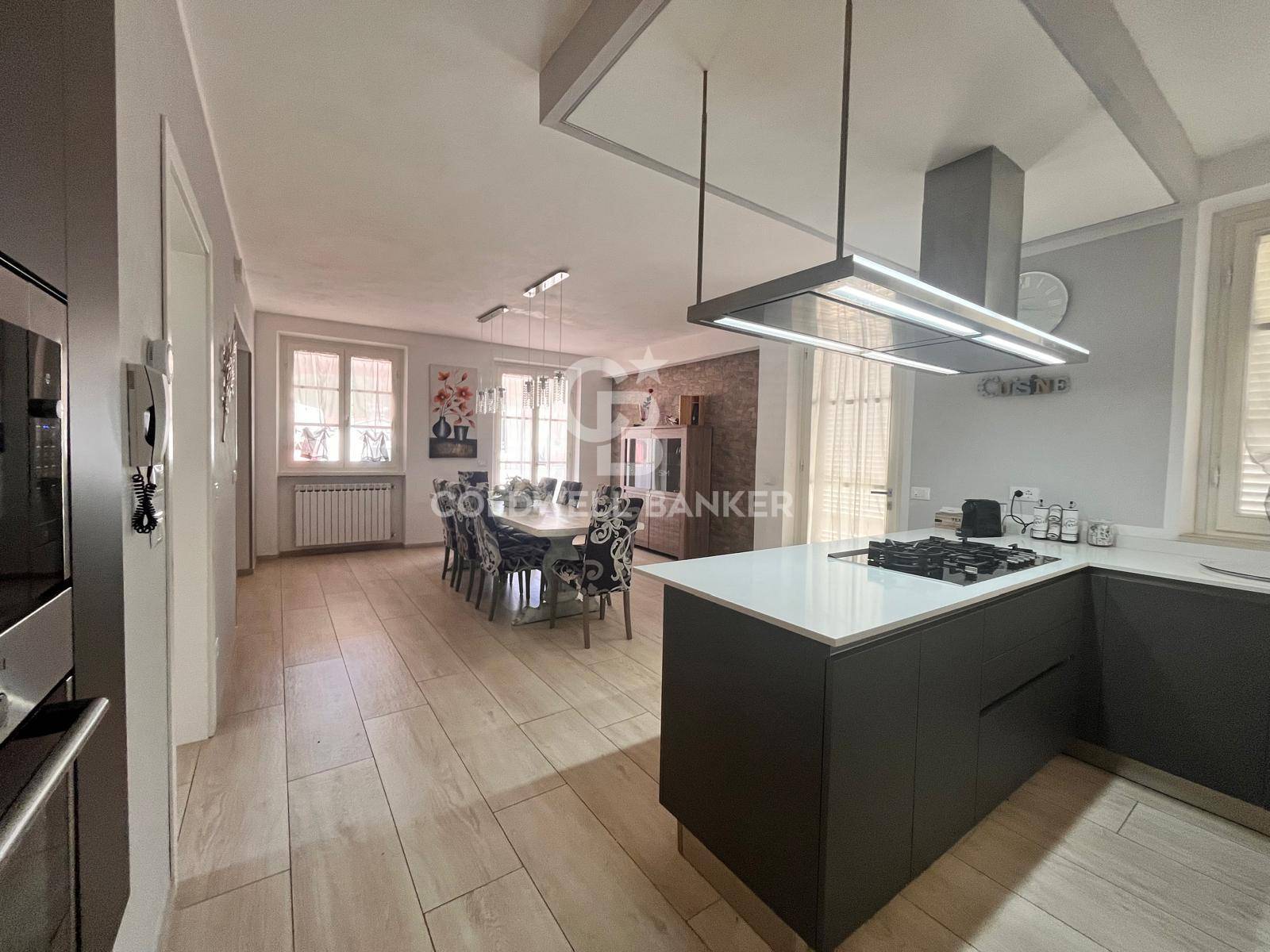SP1 Nocchi, Camaiore, Lucca, 55041, IT, 6 Bedrooms Bedrooms, ,5 BathroomsBathrooms,Residential,For Sale,SP1 Nocchi,1673439