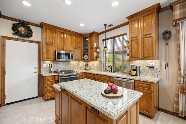 Murrieta, California, 92562, United States, 4 Bedrooms Bedrooms, ,2 BathroomsBathrooms,Residential,For Sale,1921909