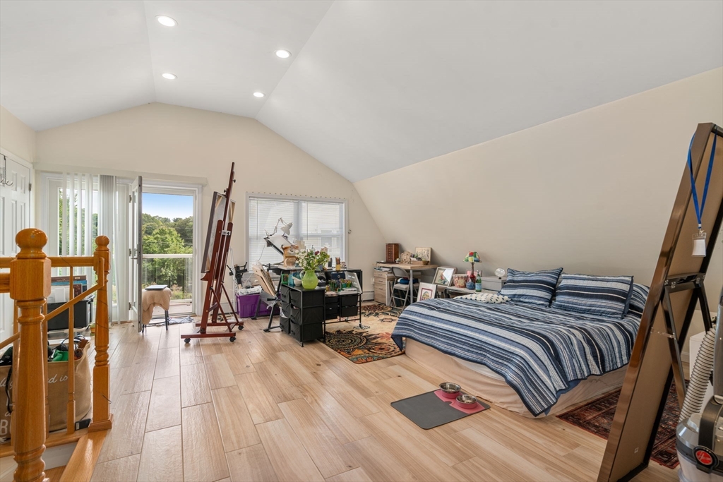 Needham, Massachusetts, 02494, United States, 4 Bedrooms Bedrooms, ,6 BathroomsBathrooms,Residential,For Sale,1995661