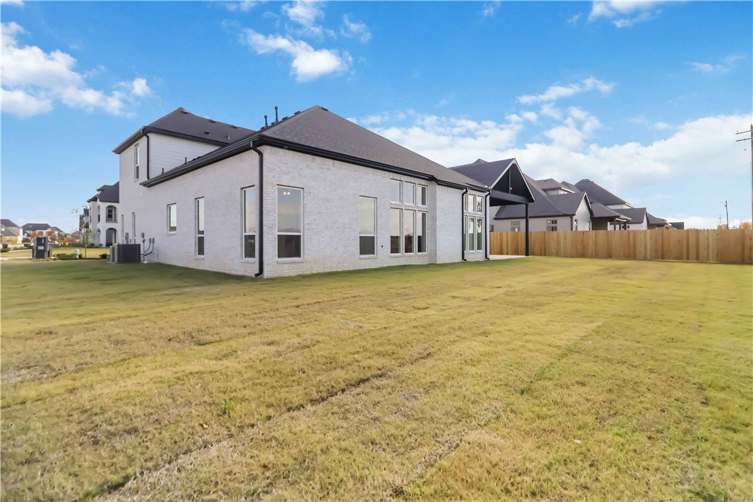 Bentonville, Arkansas, 72713, United States, 4 Bedrooms Bedrooms, ,3 BathroomsBathrooms,Residential,For Sale,1989586